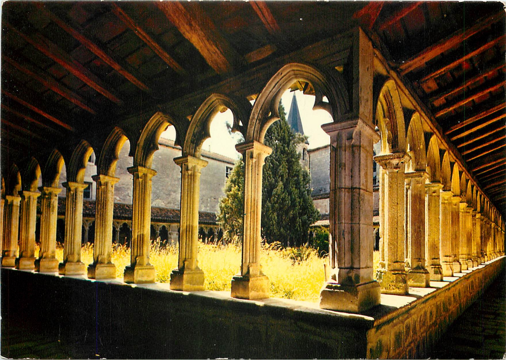 Le cloître de la Rochefoucauld — Sites des Charentes — éditeur Artaud Frères, Nantes-Carquefou - Anverso