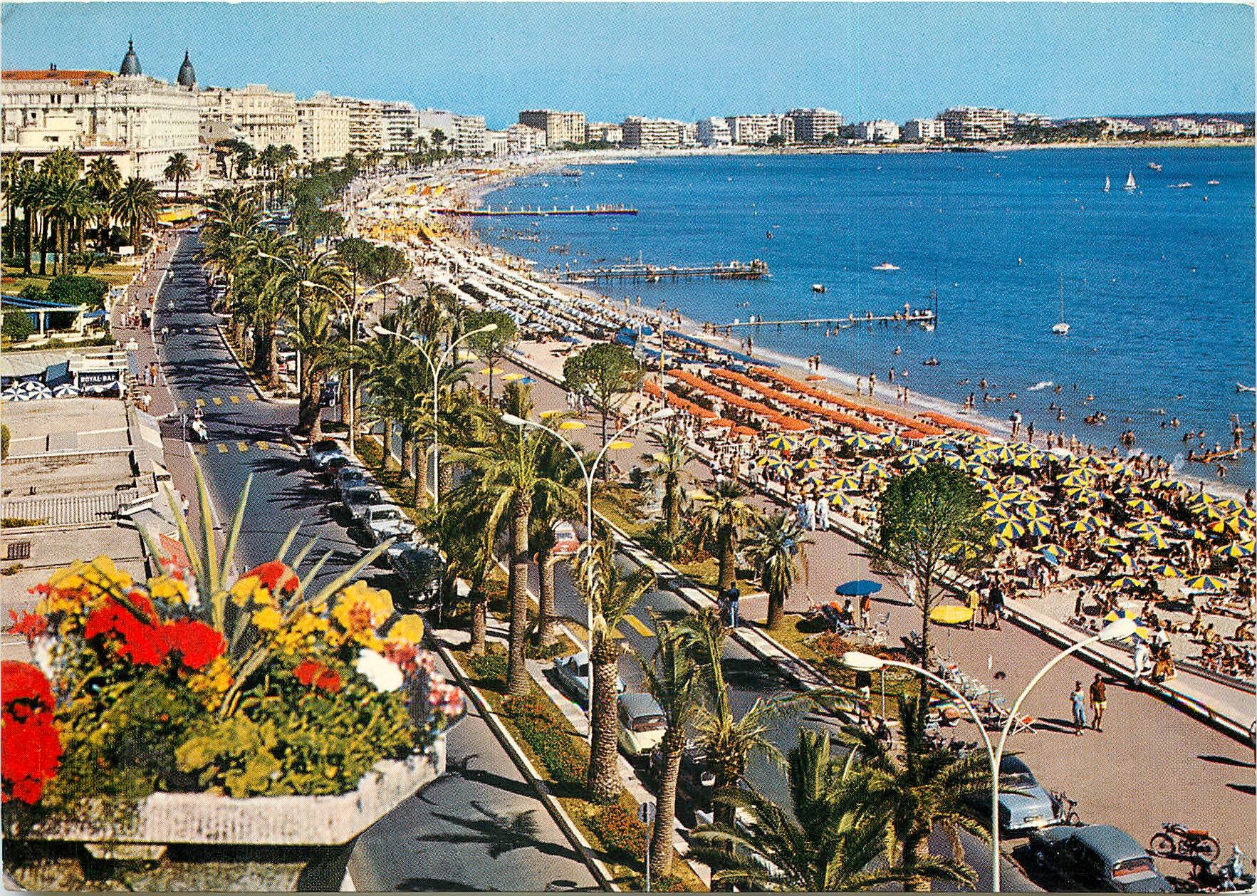 Cannes — La Croisette et la Plage — Éditions d'Art Monnet, n° 214