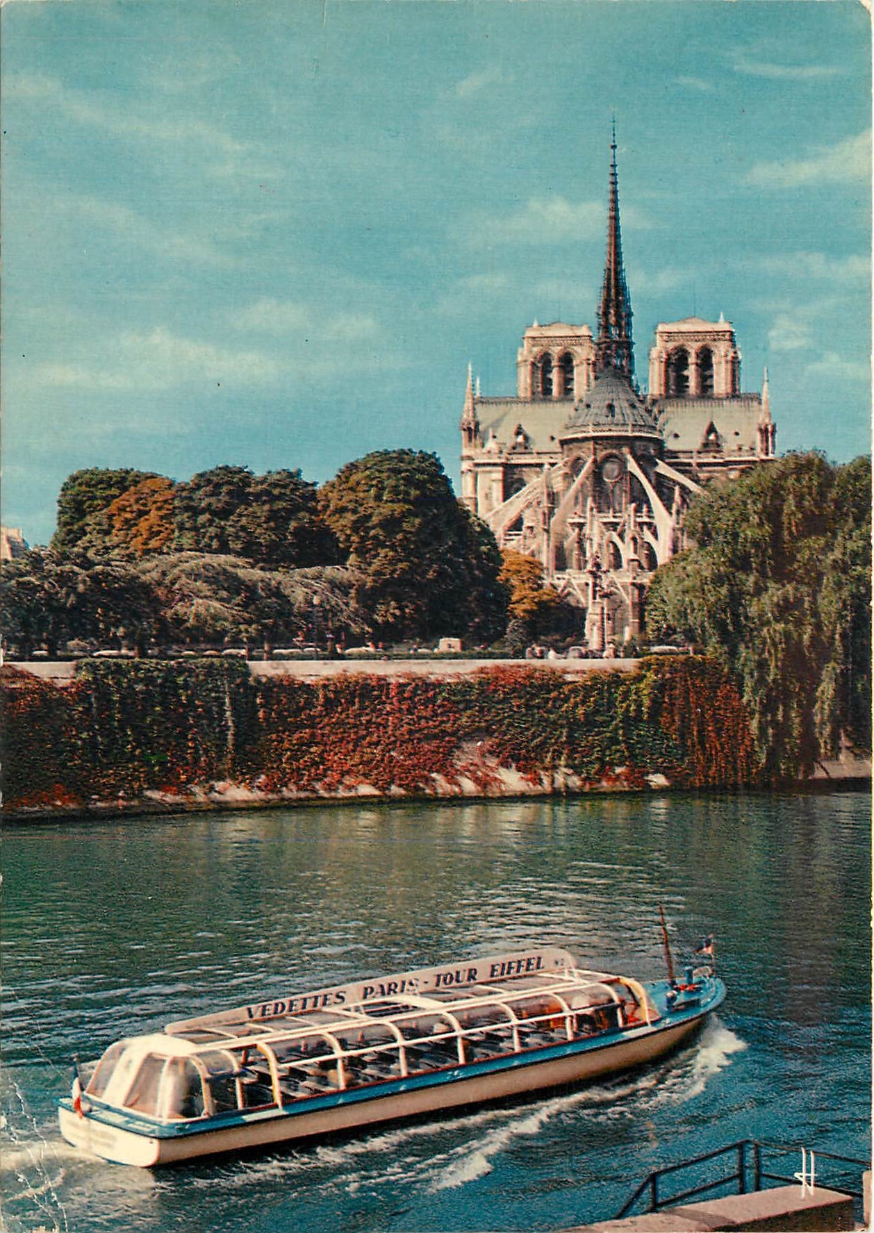 Notre-Dame de Paris — vue prise de l'île Saint-Louis — Librairie Raguette