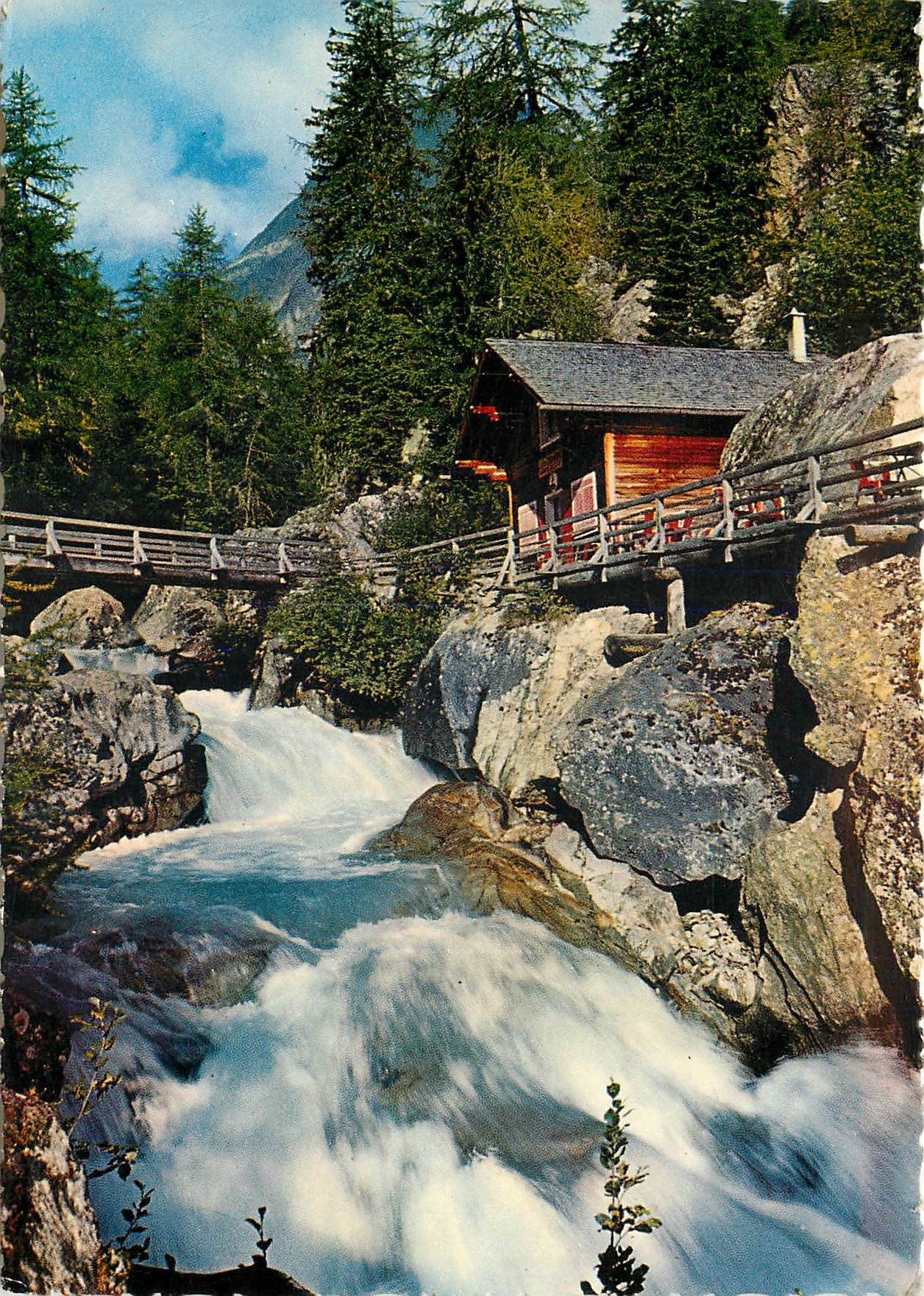 CPSM Les Belles Cascades des Alpes la Cascade a Berard a Vallorcine (Haute Sav)