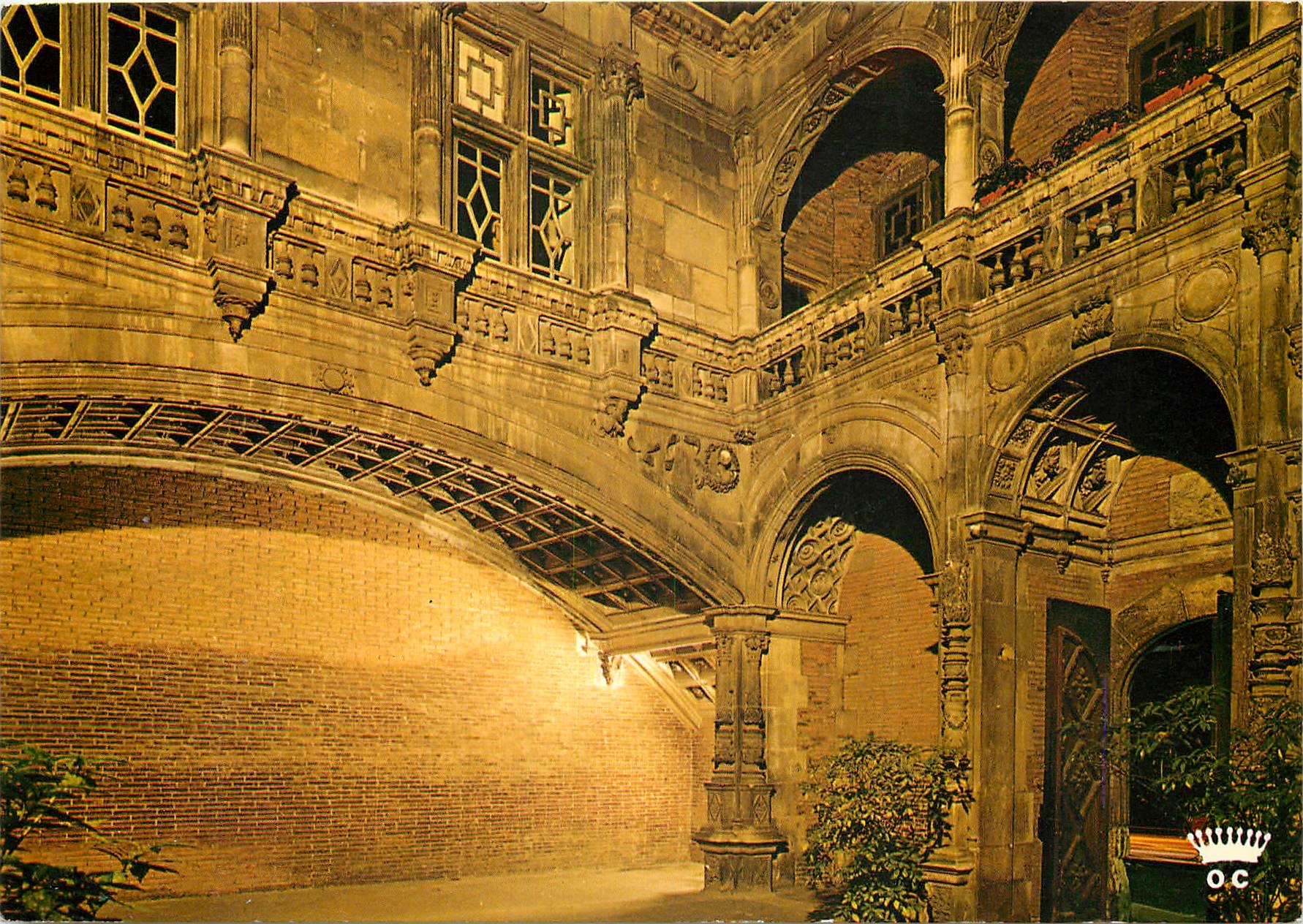 Cour de l'Hôtel de Bernuy (1502) — Toulouse — Carte postale de la Carterie Occitane