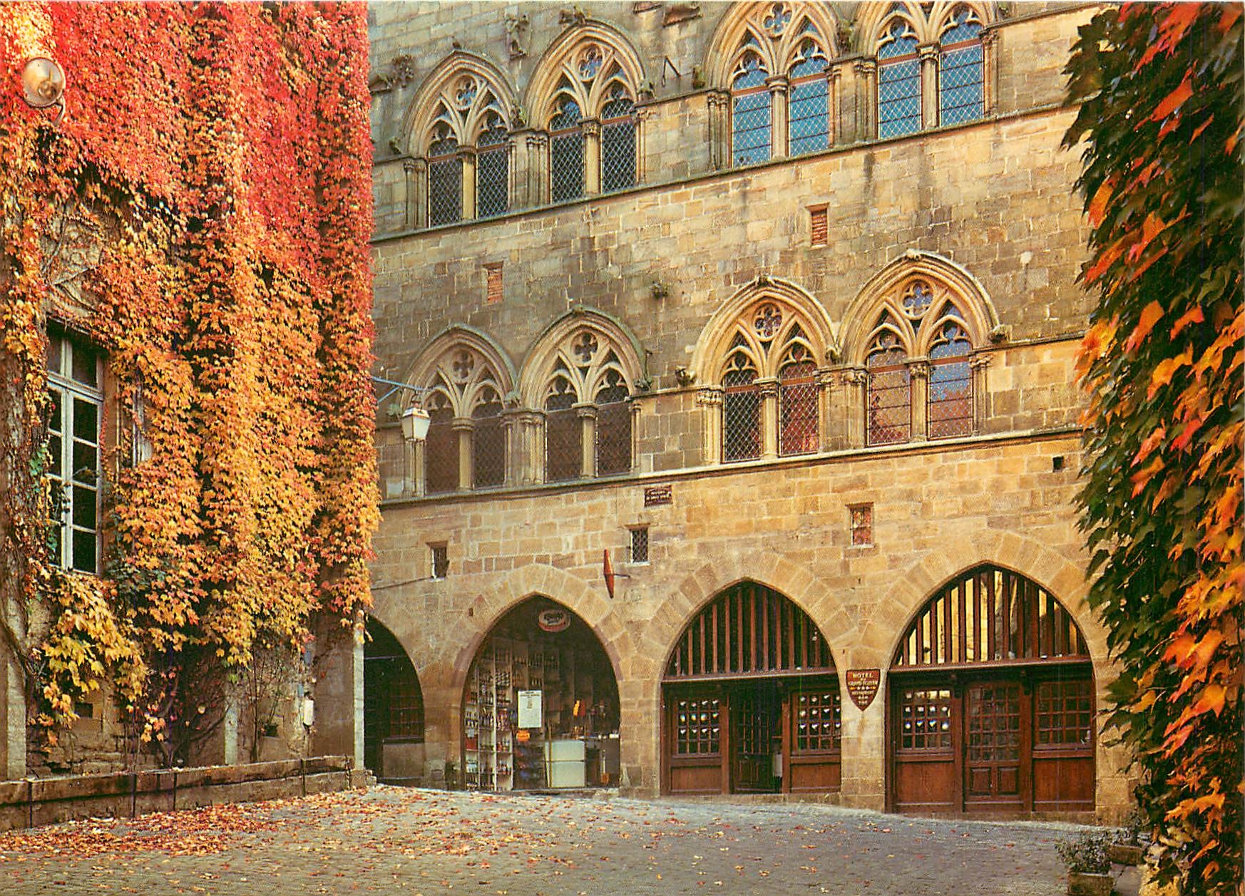 Cordes-sur-Tarn — ville fortifiée du XIIIe siècle — édition YAN