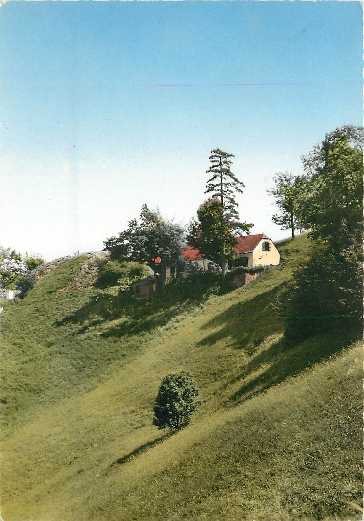 Hôtellerie de la Reine Hortense — Environ de Cauterets (Hautes-Pyrénées) — Éditions SL, Lyon