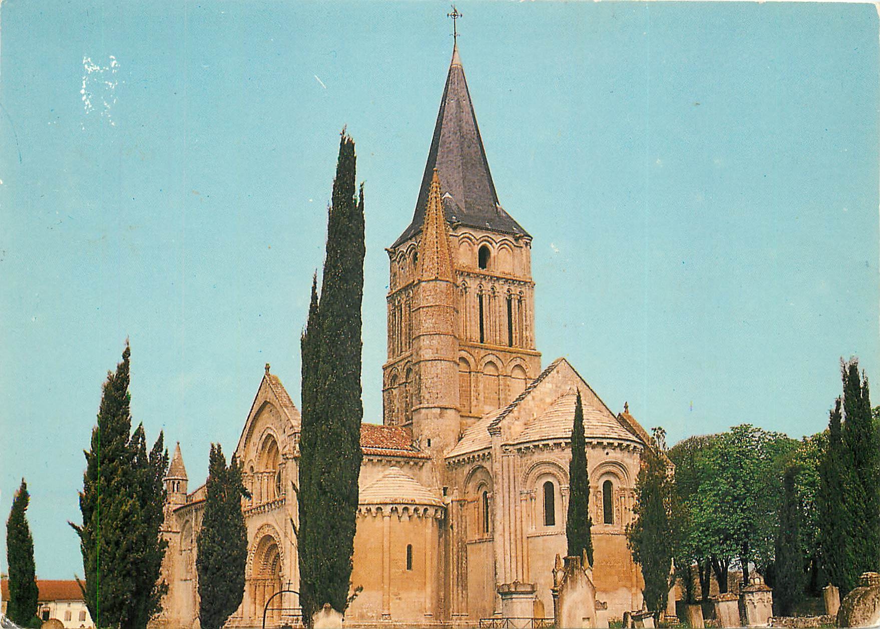 Aulnay-de-Saintonge — Église romane du XIIIe s. — Artaud Frères, Nantes-Carquefou