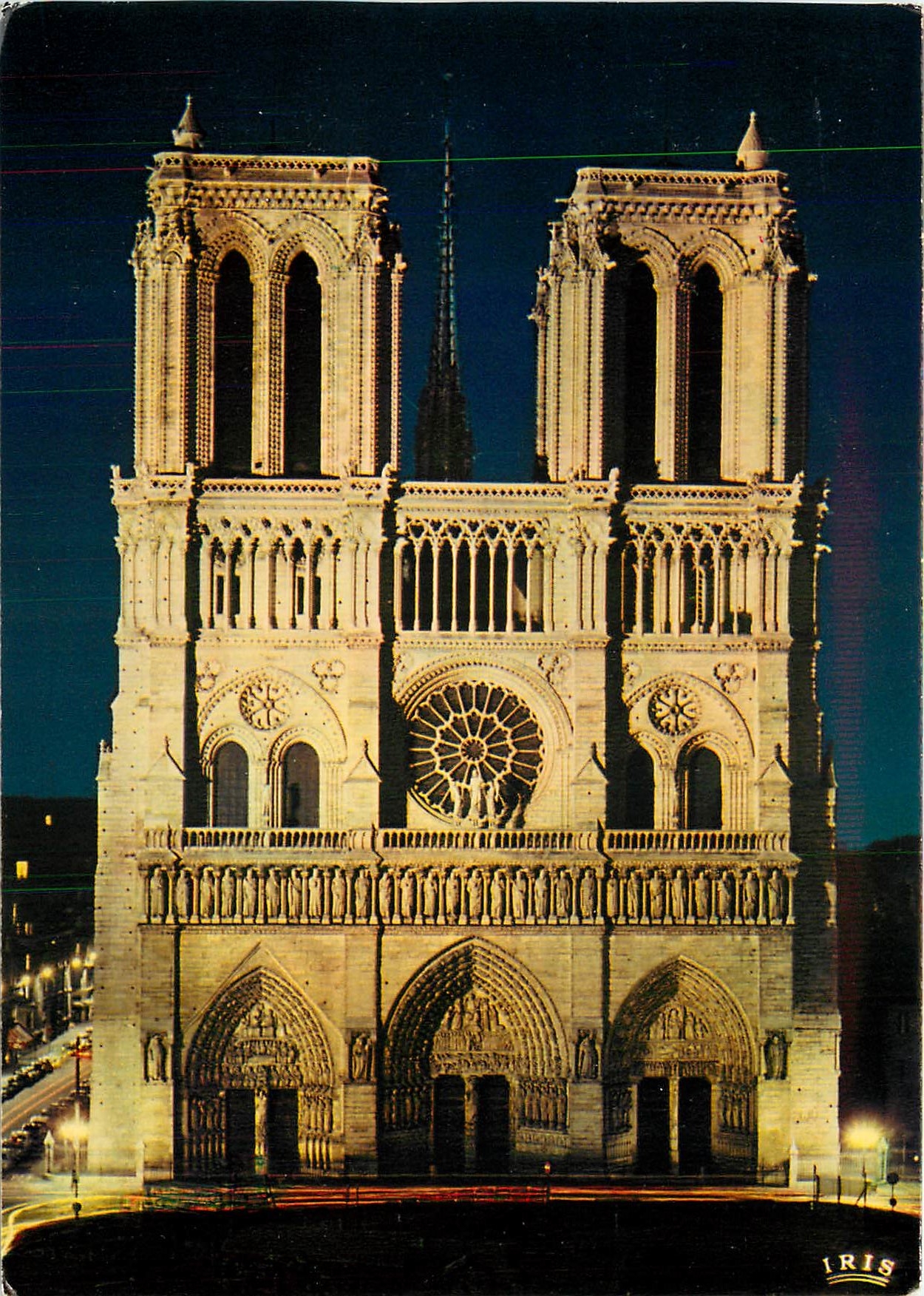Notre-Dame de Paris — illuminée — Éditions IRIS - MEXICHROME