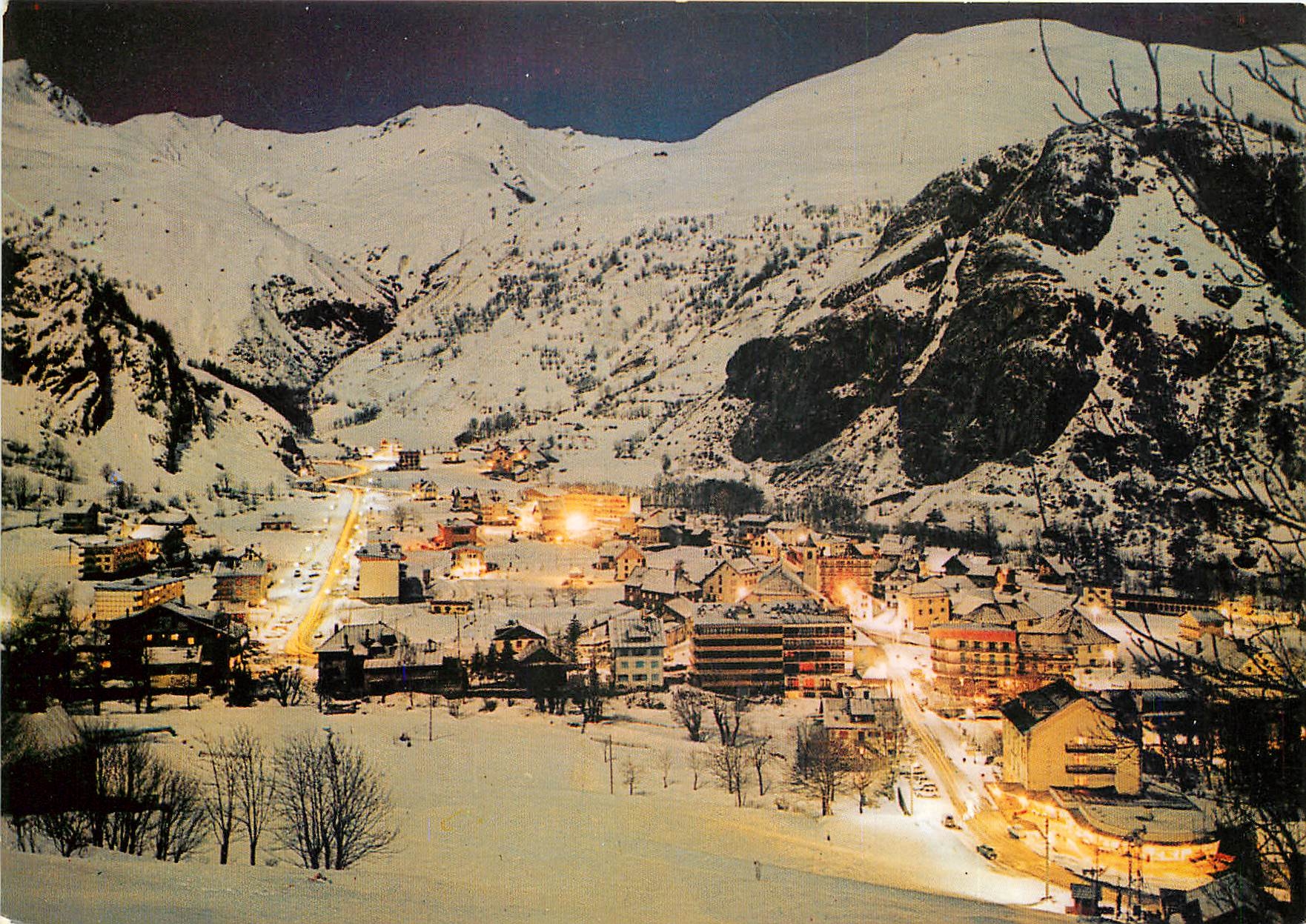 CPSM Valloire 1430 m vue generale de nuit