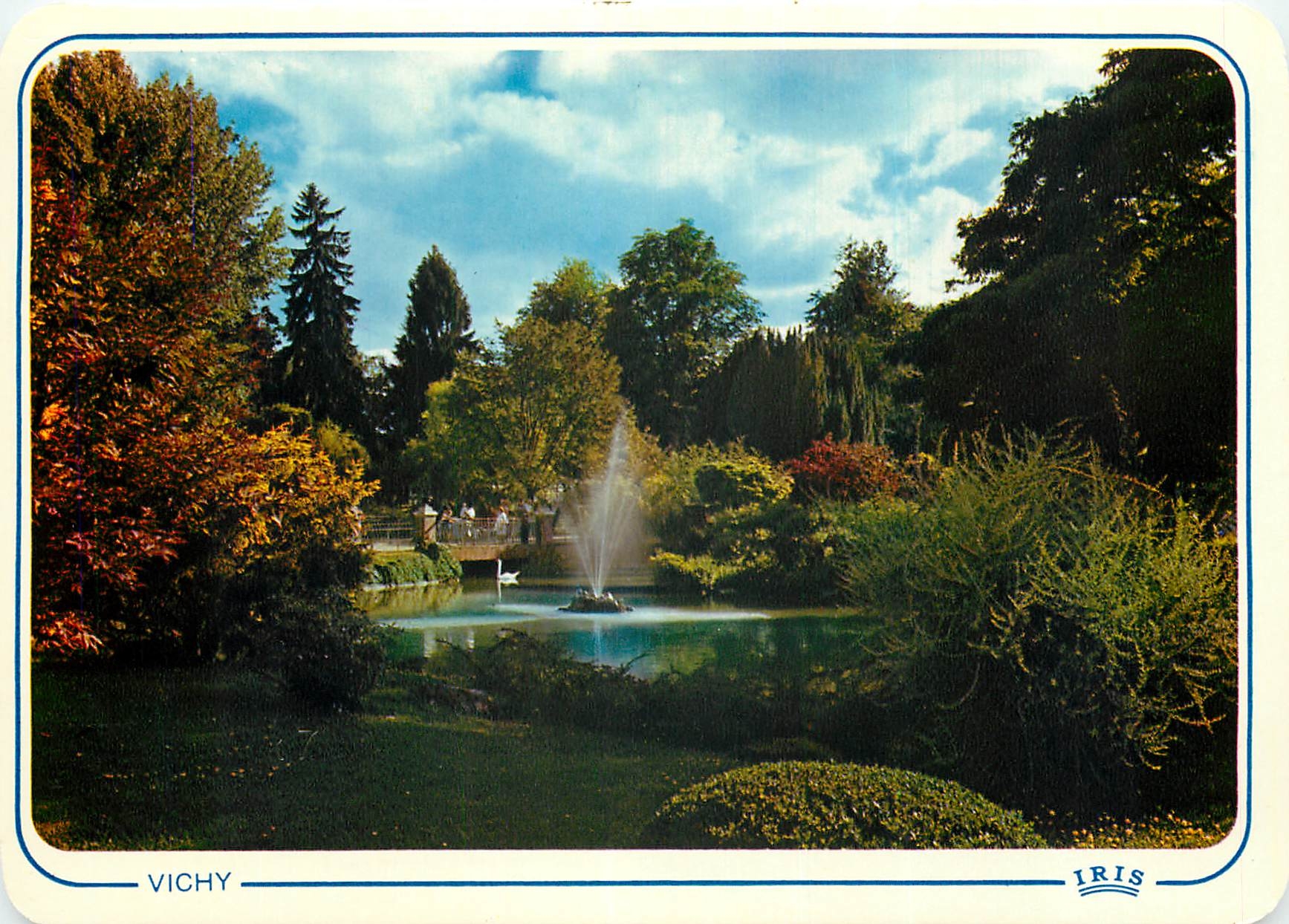 Bassin des cygnes à Vichy — éditeur IRIS, n° de série non visible