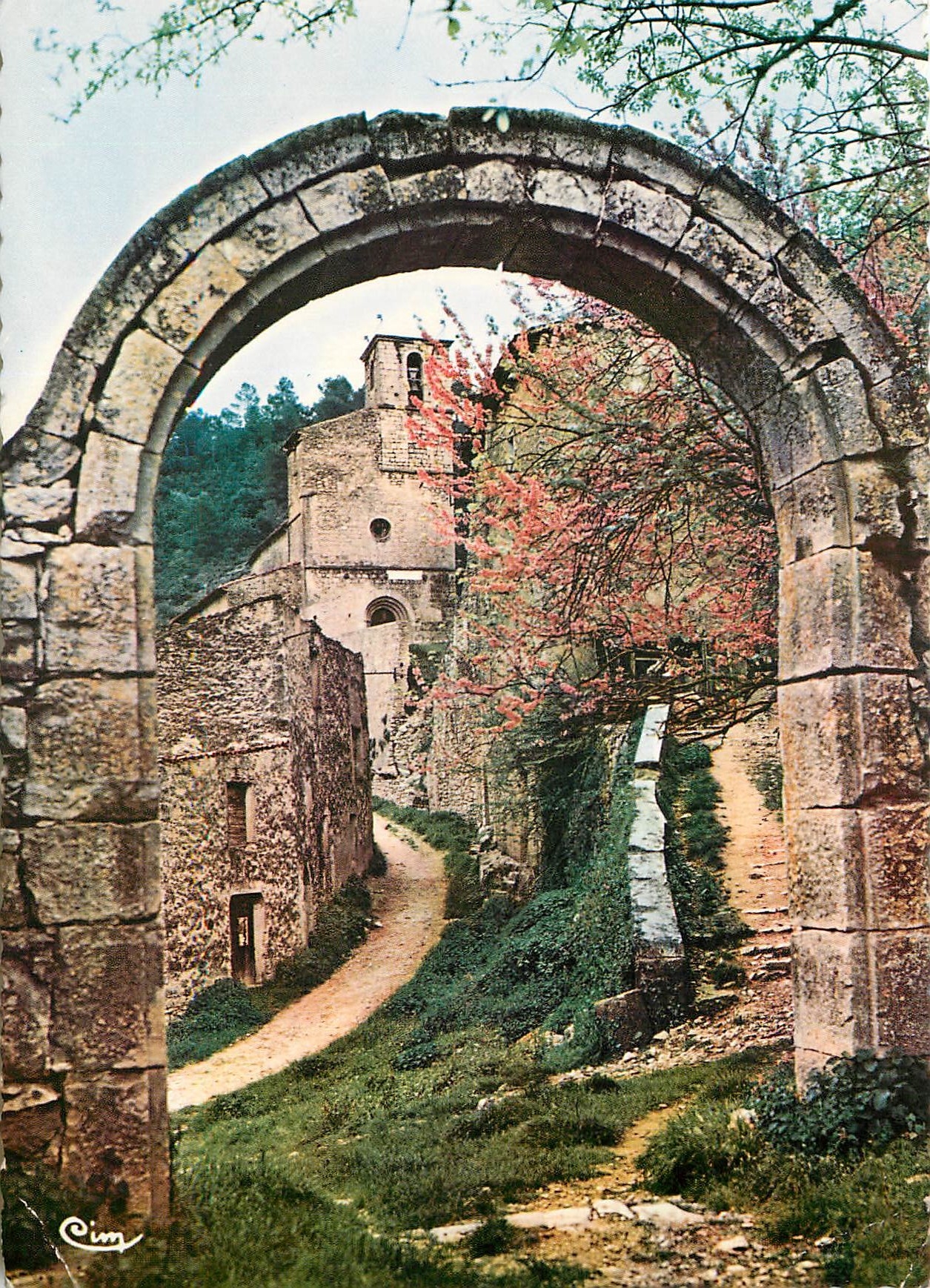 Portail médiéval — Église du XIIe siècle — Entrecasteaux (Var) — Cim