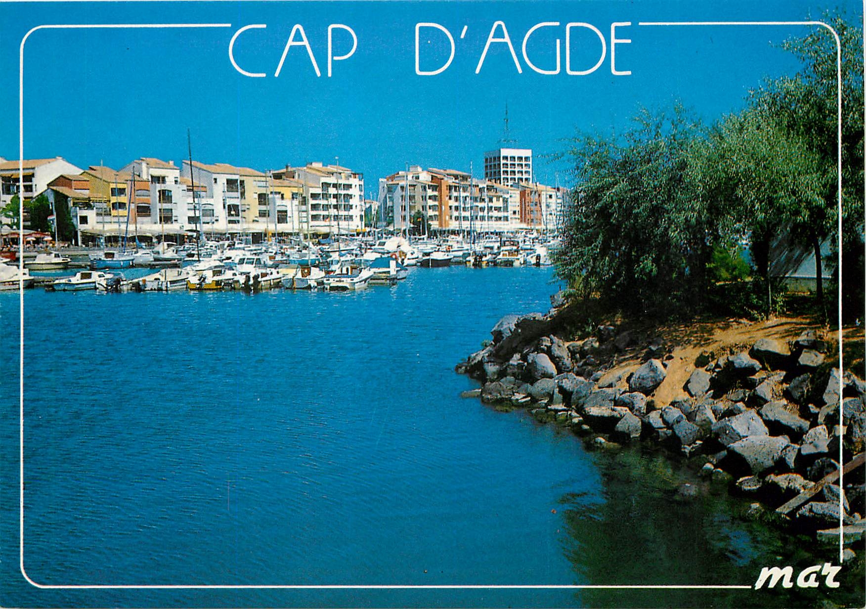 CPSM Le Languedoc le Cap d'Agde Echappee suer le Quai Luno