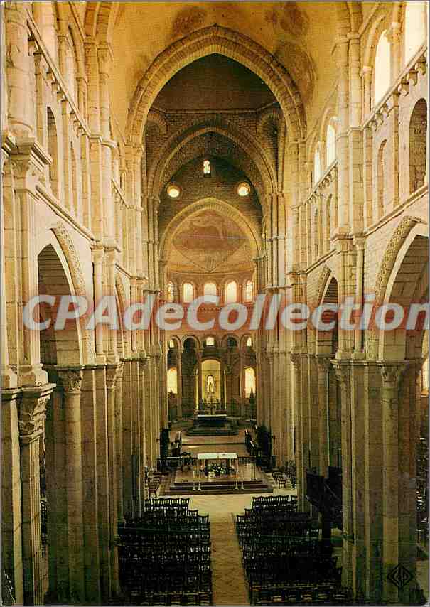 CPSM Paray le Monial Interieur de la Basilique du Sacre Coeur