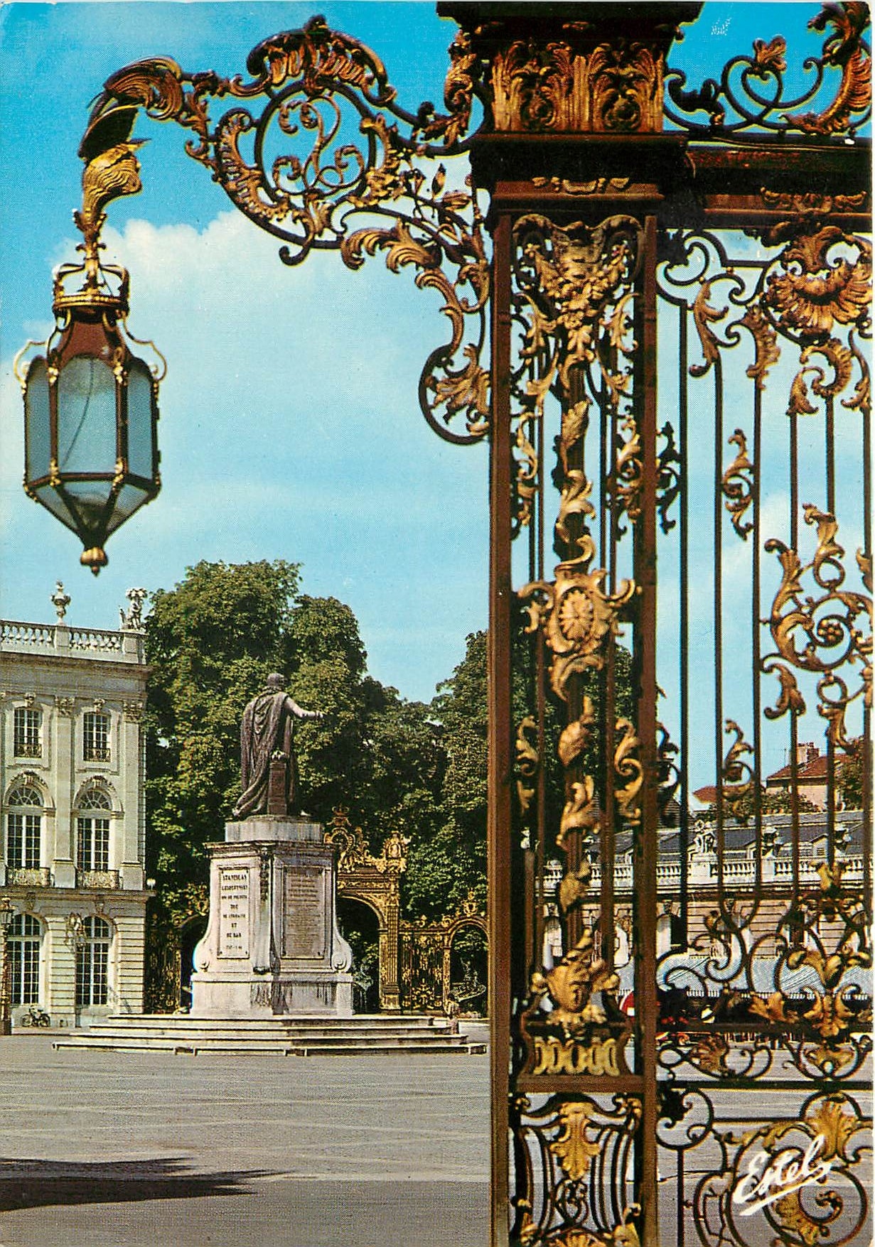 CPSM nancy (Meurthe et Moselle) La place Stanislas (XVIIIe s)