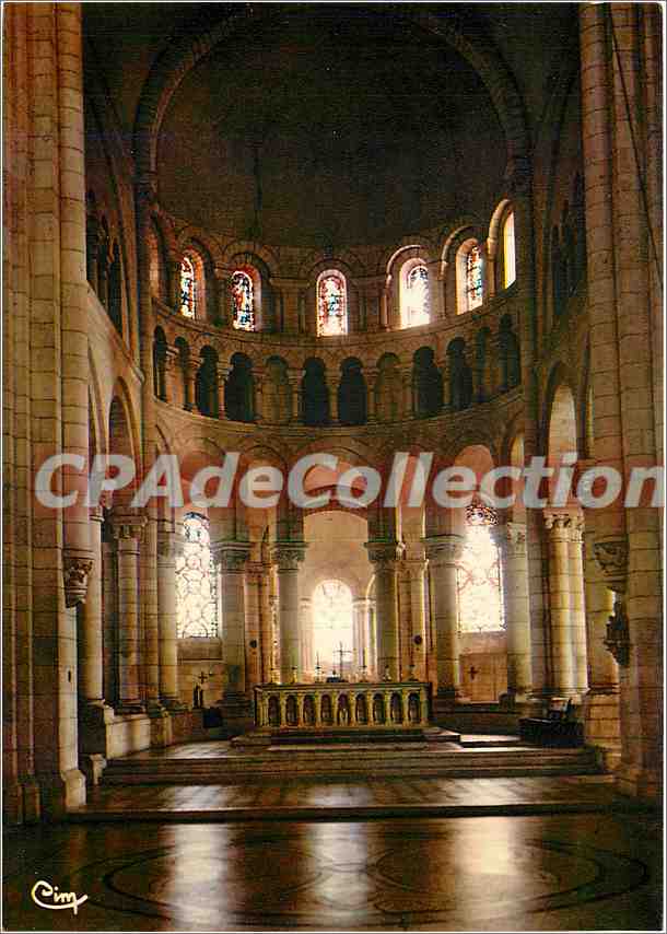 CPSM Fontgombault (Indre) Eglise Abbatiale (XIIe s) Le Sanctuaire