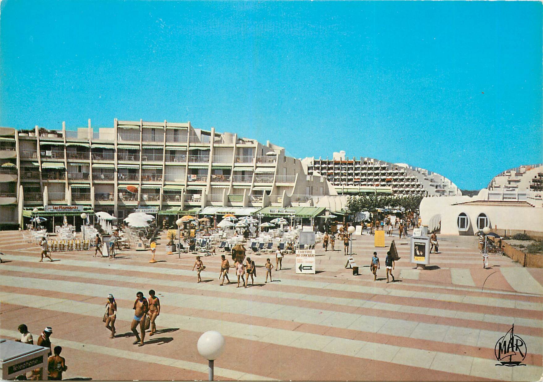La Grande Motte — Ville de l'An 2000 — éditeur MAR, n° 13888
