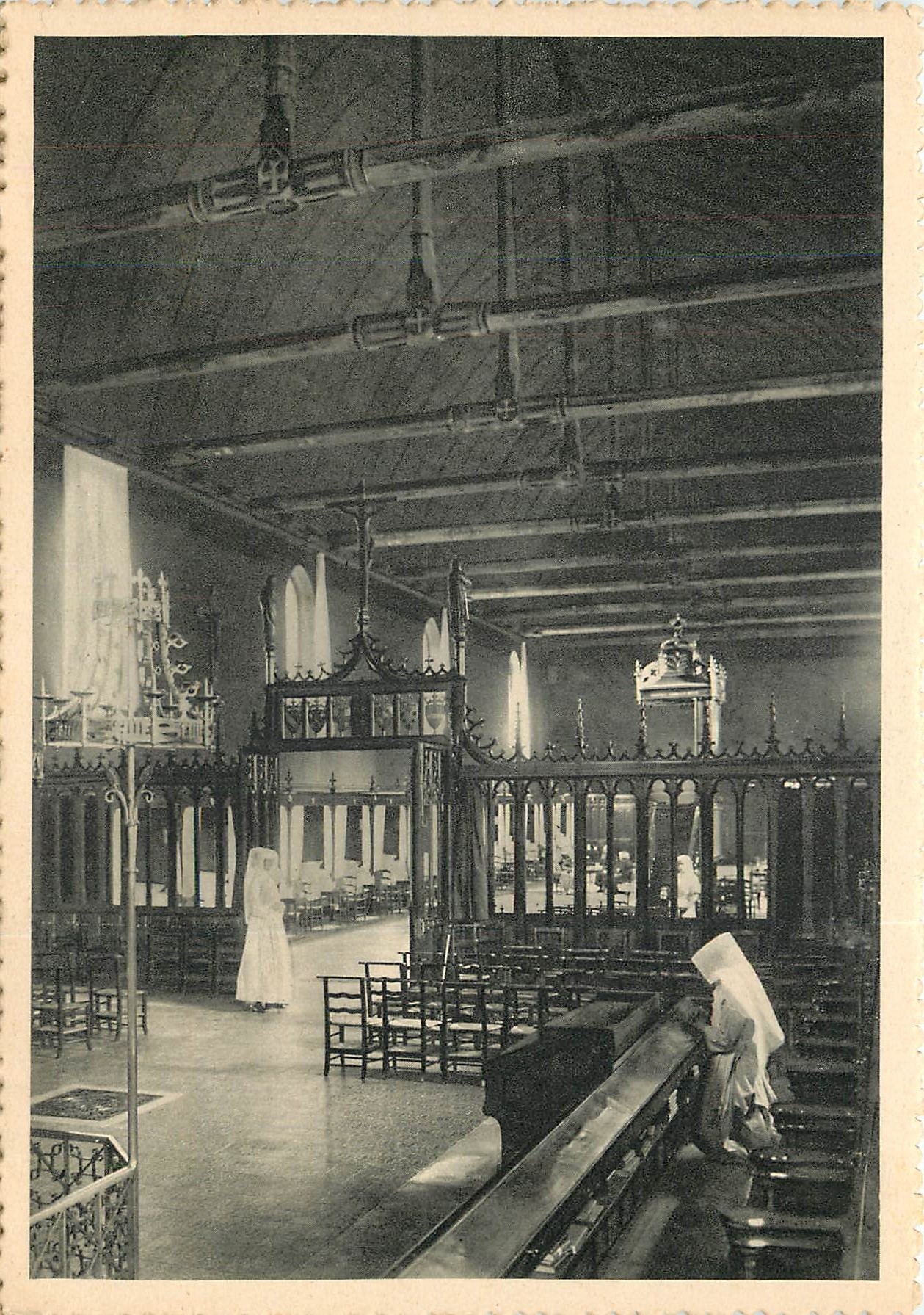 Hôtel-Dieu de Beaune — La Grande Salle, vue de la Chapelle — Hôtel-Dieu de Beaune