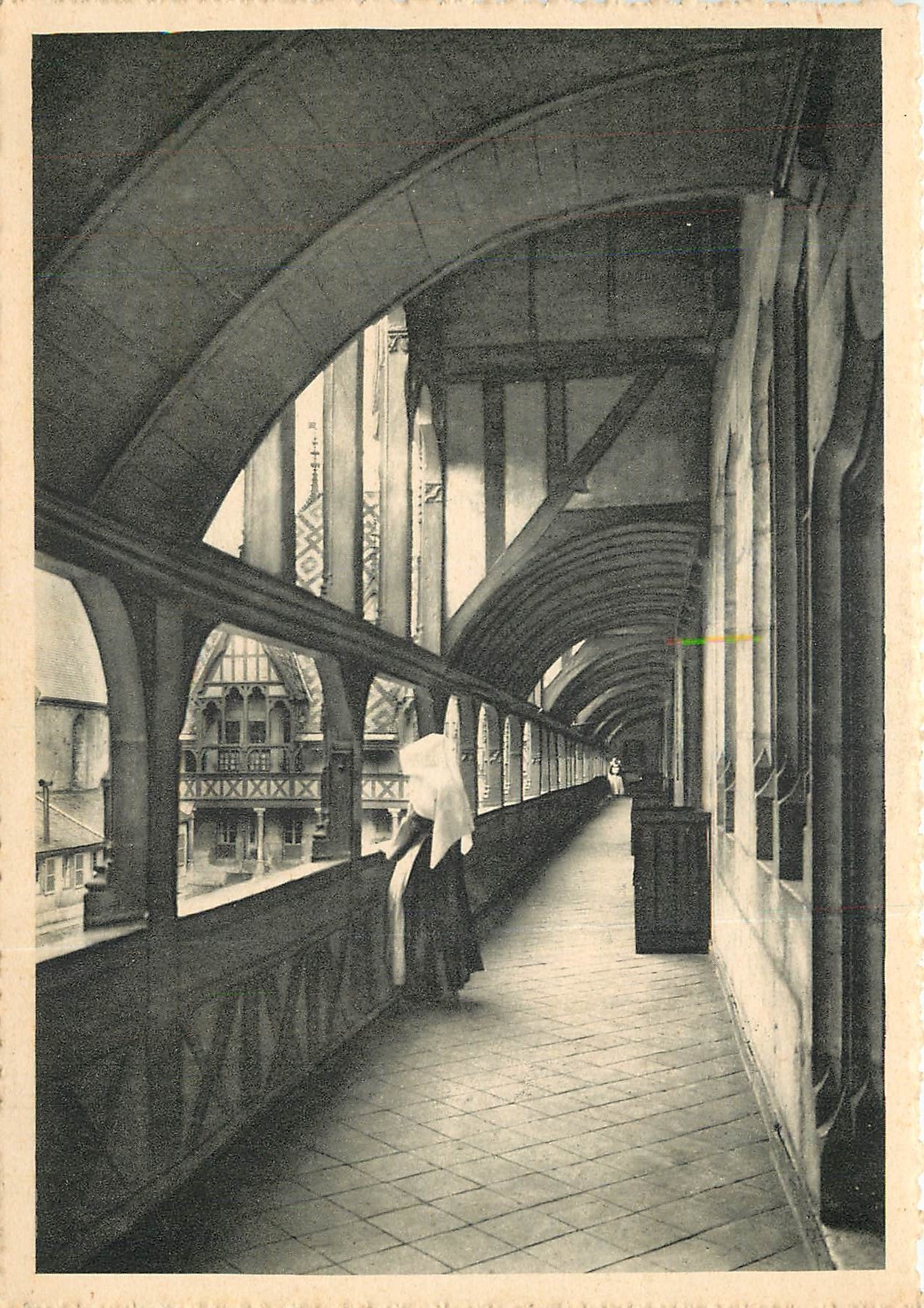 Hôtel-Dieu de Beaune — Galerie du premier étage — Hôtel-Dieu de Beaune, Nancy