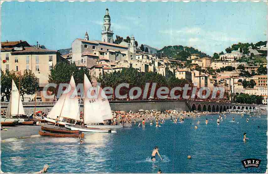 CPSM Menton (A M) La vieille ville et la Plage