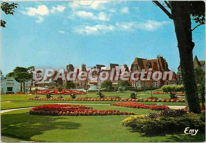 CPSM Cabourg (Calvados) Les jardins du casino
