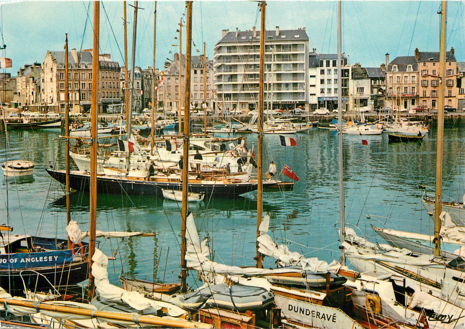 Hafen Cherbourg — Yachthafen — Normandische Editionen LE GOUBEY
