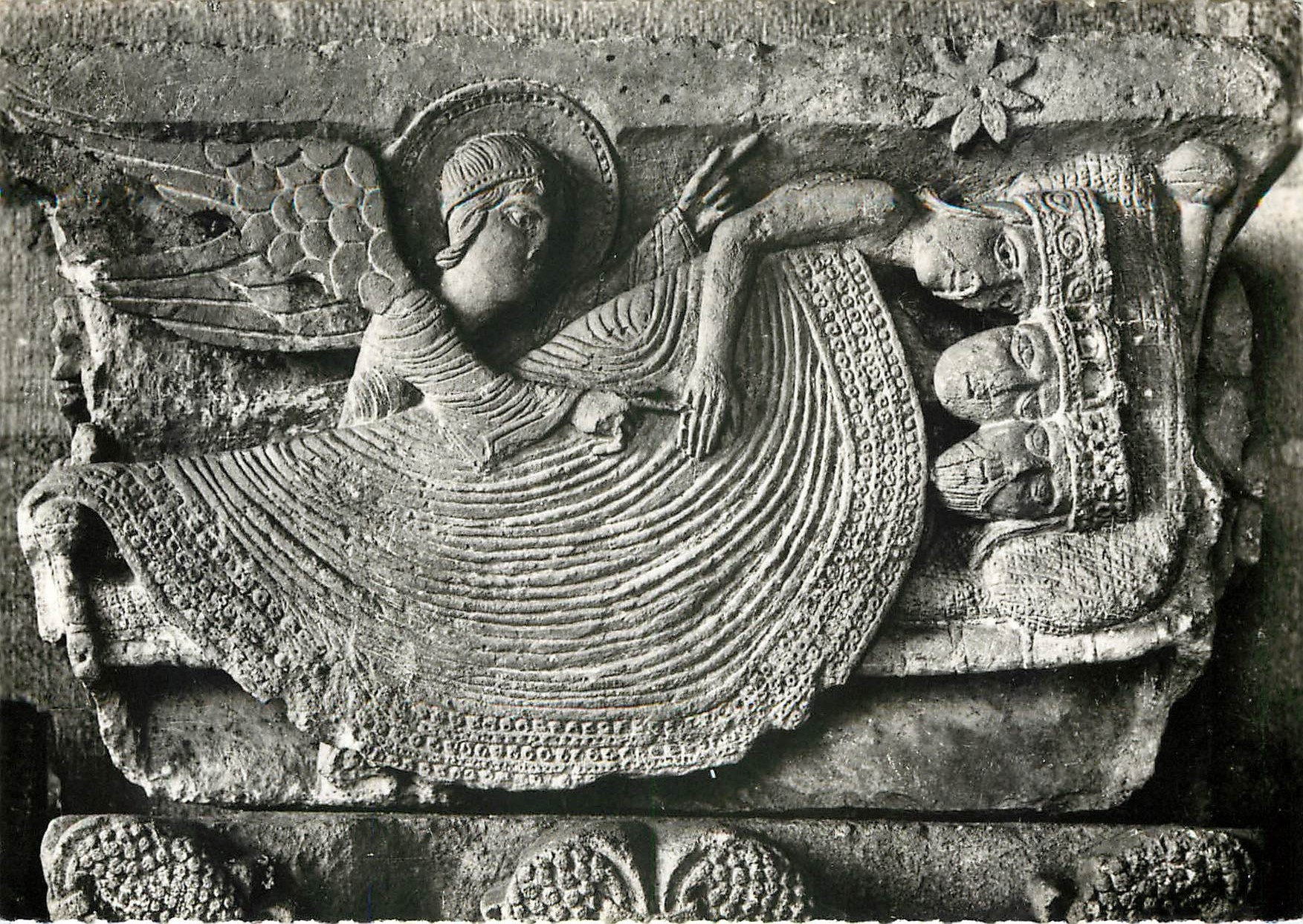 Cathédrale d'AUTUN — Sommeil des Mages — Chapiteau (XIIe s.)