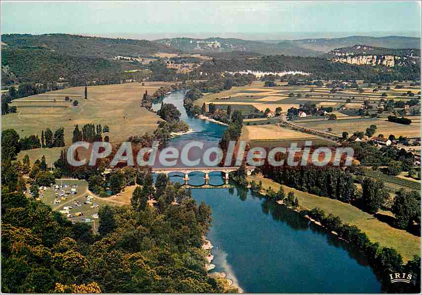 Dommé — Majestätischer Panoramablick, der vom Gipfel der Stadt aus bewundert werden kann — Editions Menichrome
