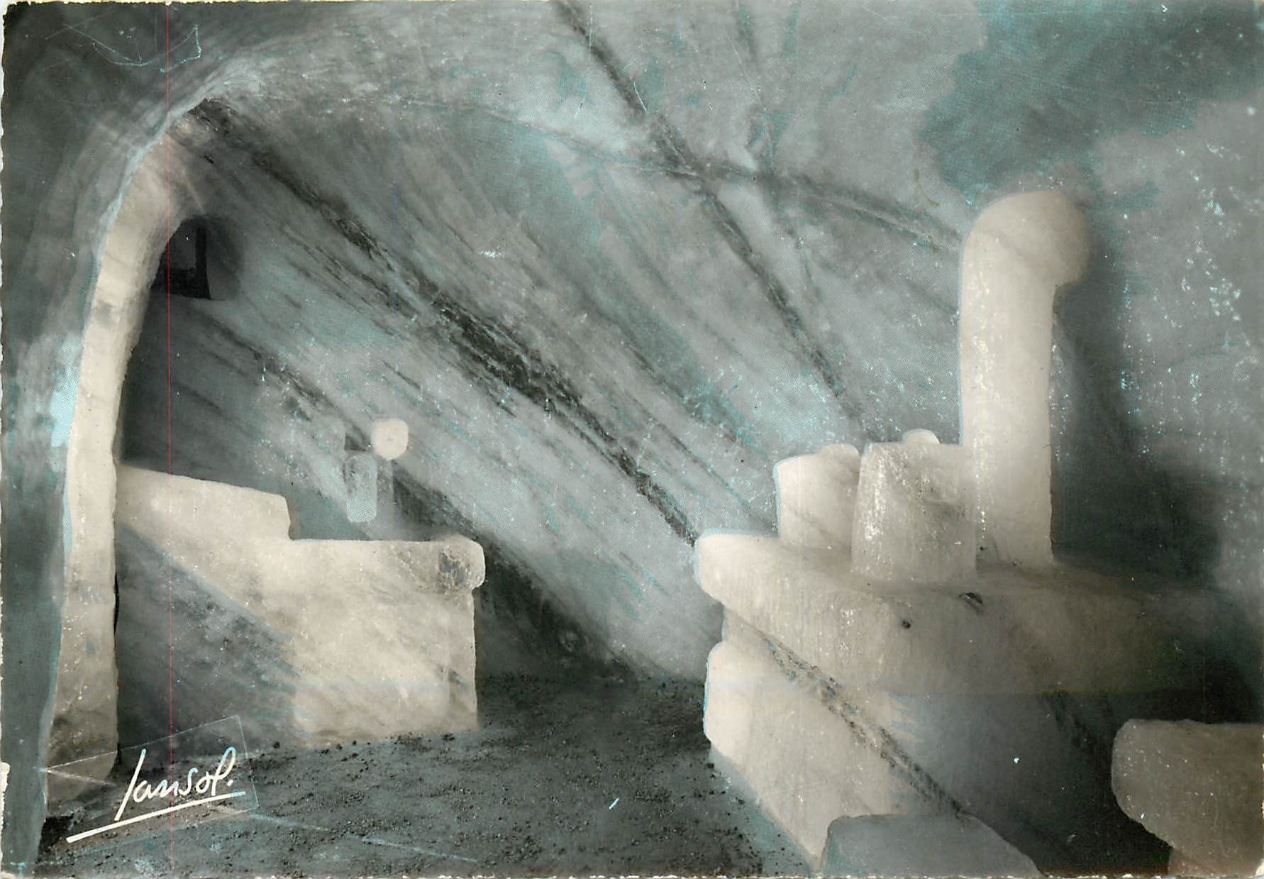 CPSM Chamonix Mont Blanc (Hte Savoie) (Alt 1050 m) la Grotte de la Mer de Glace la Cuisine 