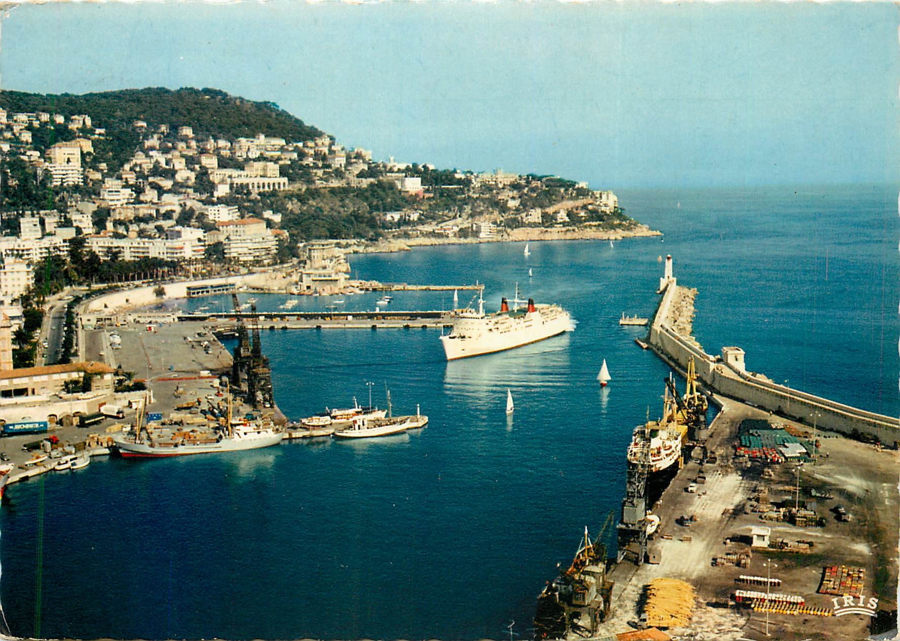 CPSM Nice (A M) Le Port et le Cap de Nice l'arrivee du courrier de Corse