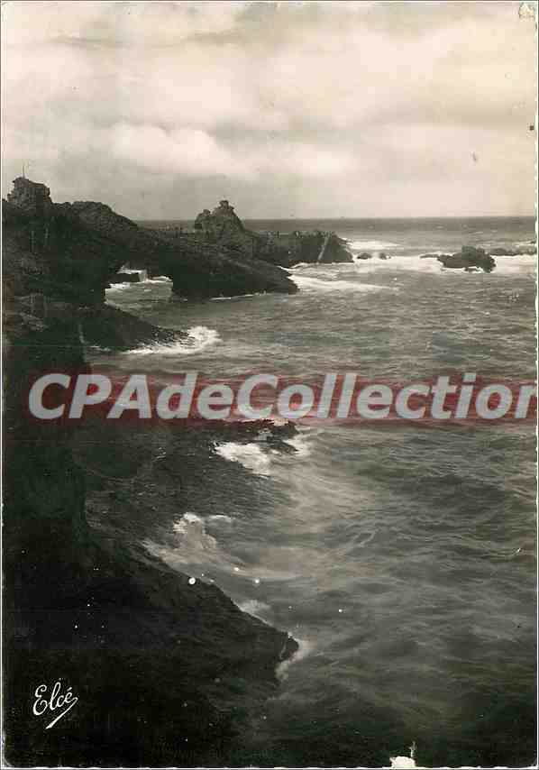 CPSM Biarritz Basses Pyrenees le rocher de la Vierge et la roche Percee