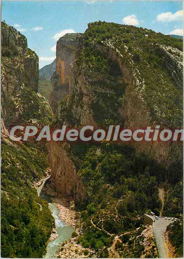 CPSM Le Grand Canon du Verdon le Point Sublime et le couloir de Samson vus de la nouvelle route du F