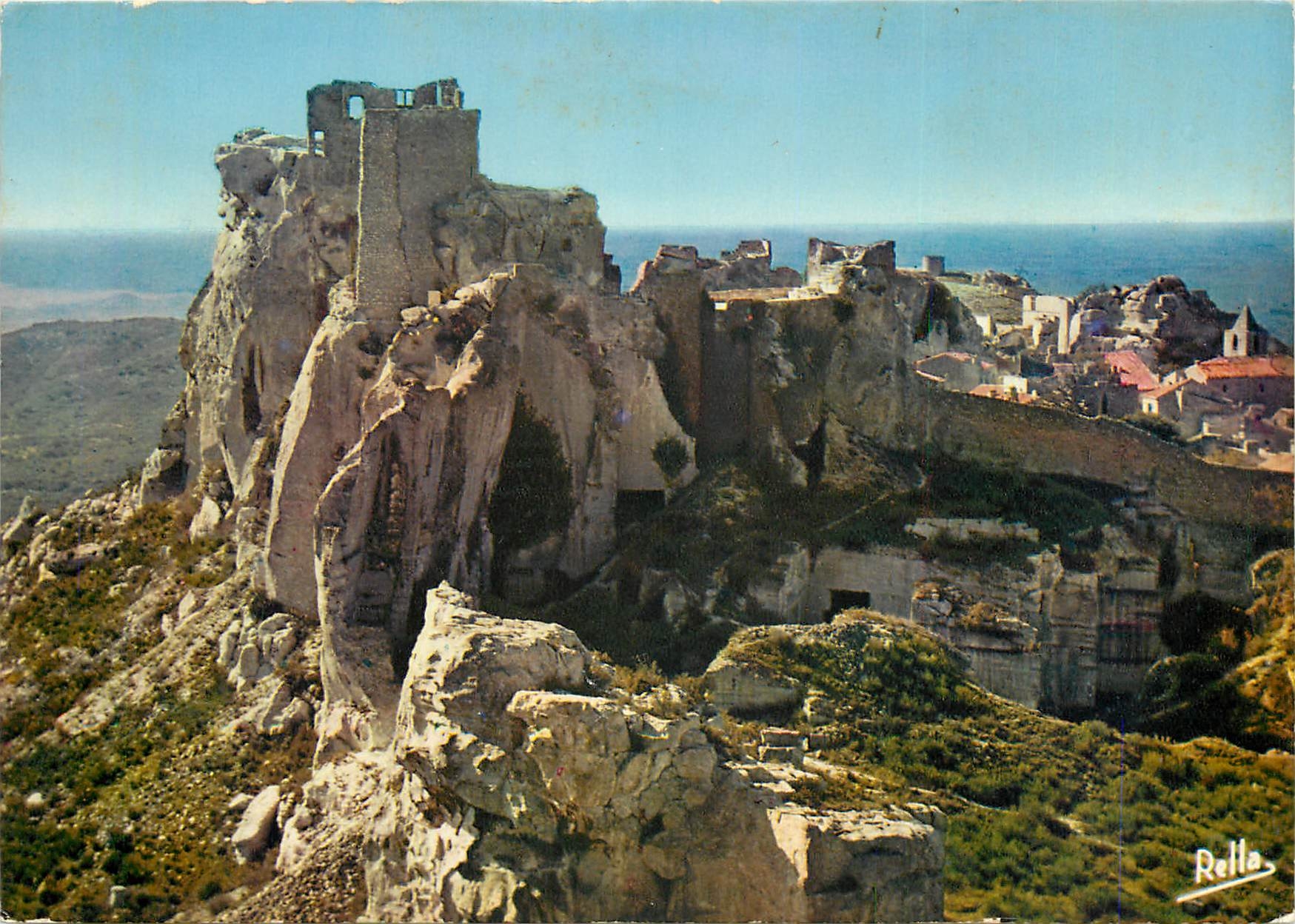 Les Baux-de-Provence — Ruines du Château Seigneurial et village — Rella