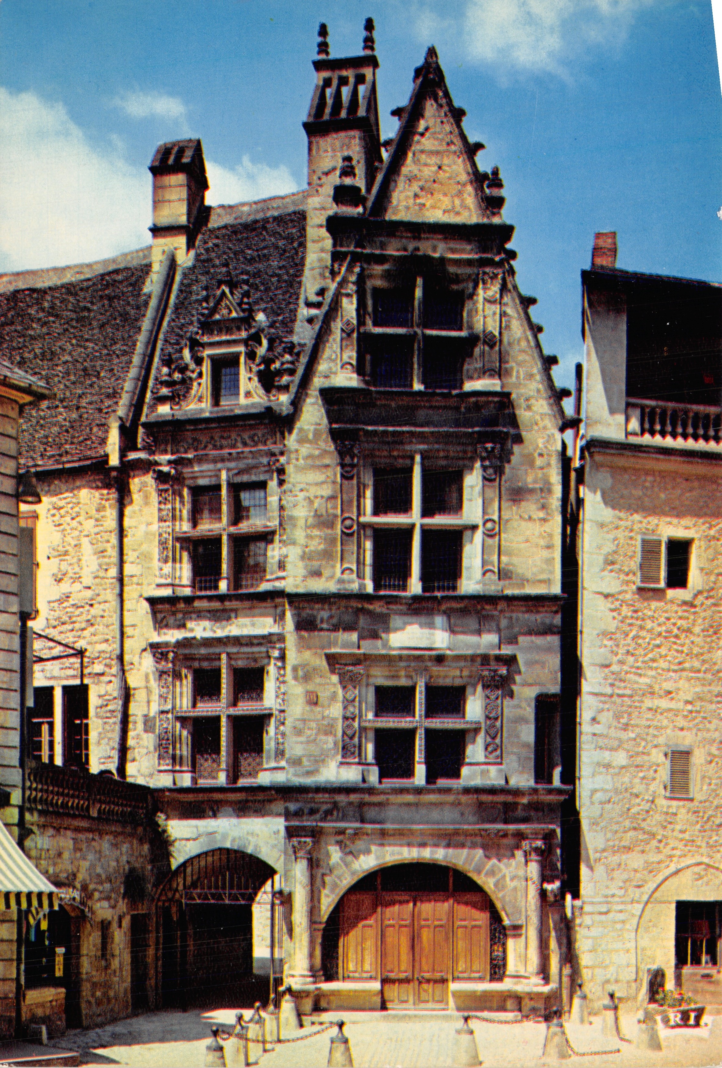 Sarlat en Périgord — Casa de La Boétie, siglo XVI — Impreso por IRIS
