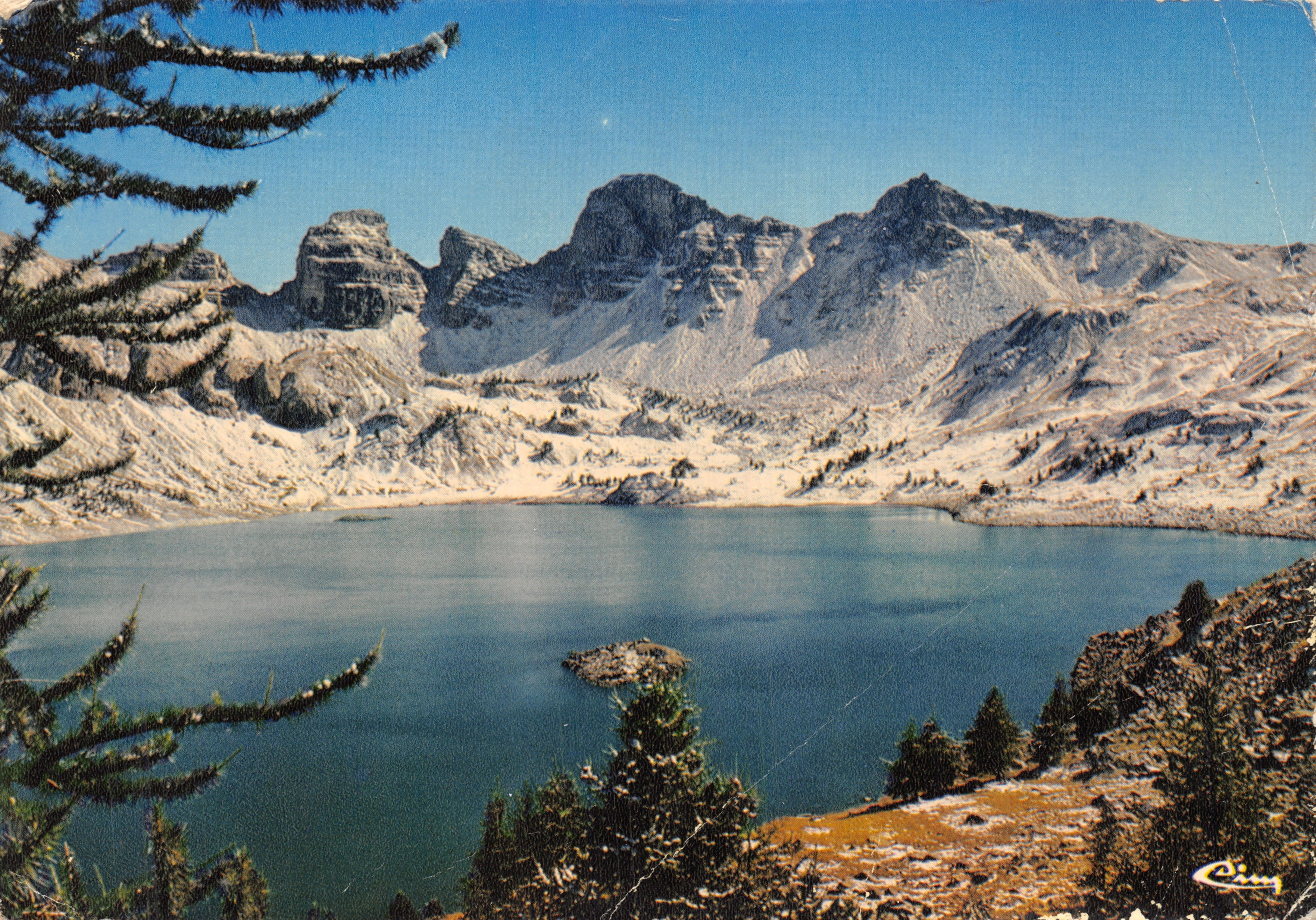 Lac d'Allos — vue panoramique enneigée — Imprimeur Cinq