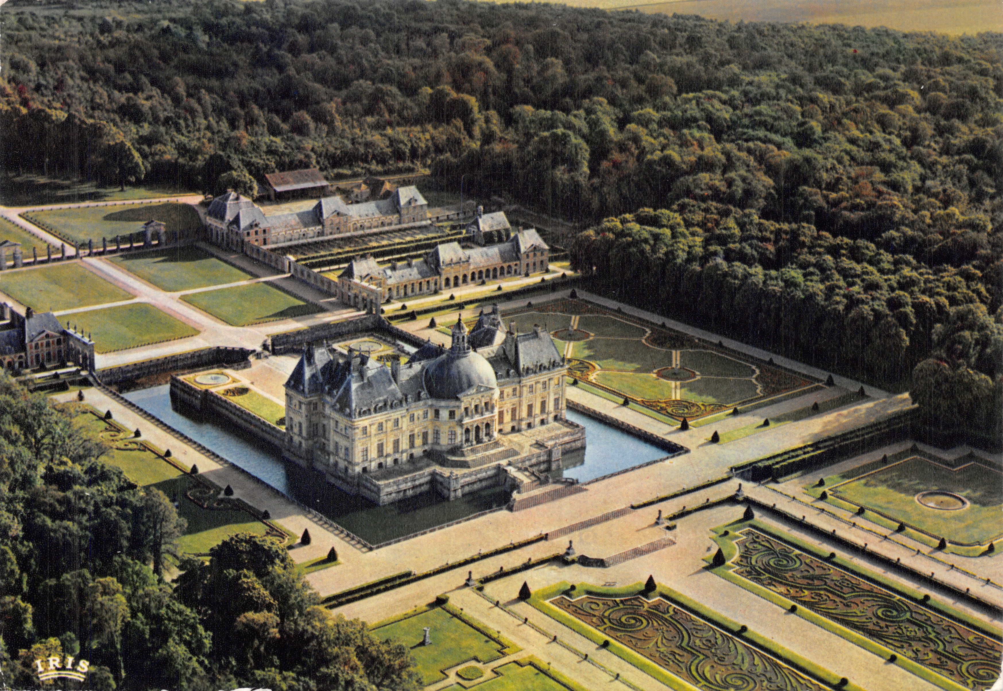 Château de Vaux-le-Vicomte — Façade Sud du Château et des Jardins — Éditeur IRIS