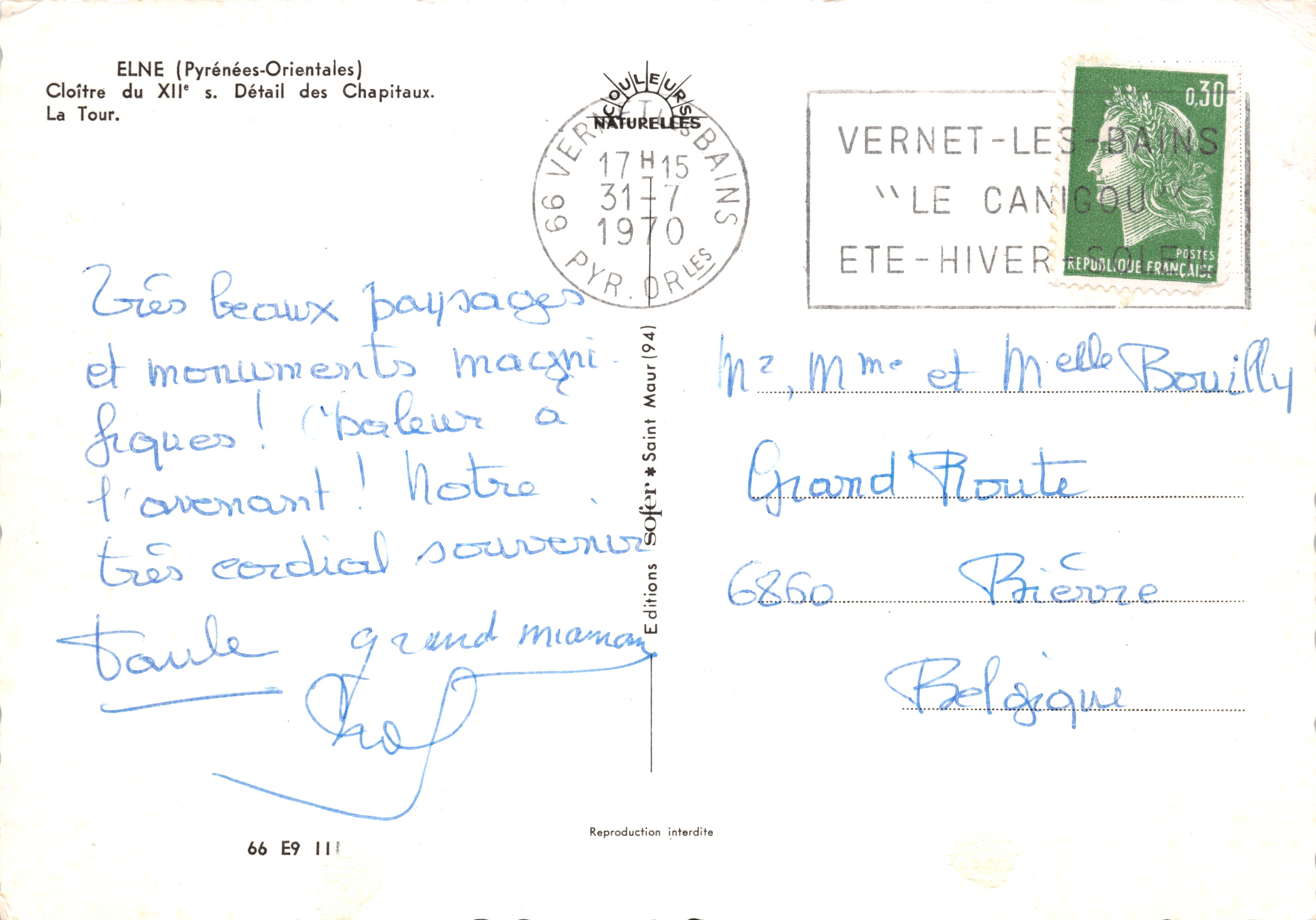 Cloître du XIIe siècle — Détail des chapiteaux et la tour — Éditions Naturelles — Reverso