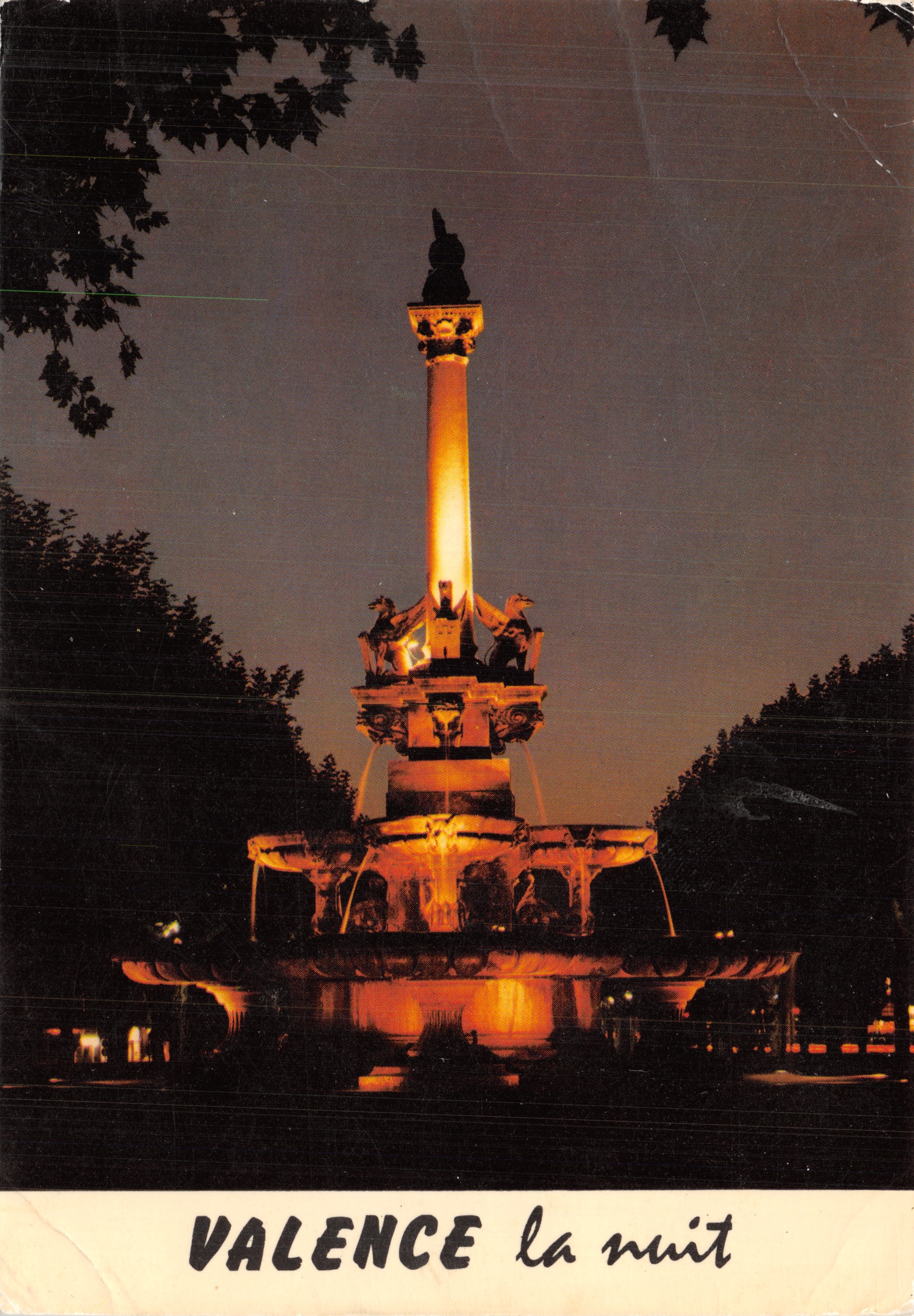 Valence la nuit — La Grande Fontaine, éditeur Editions J. Cellard, n° Y.9727