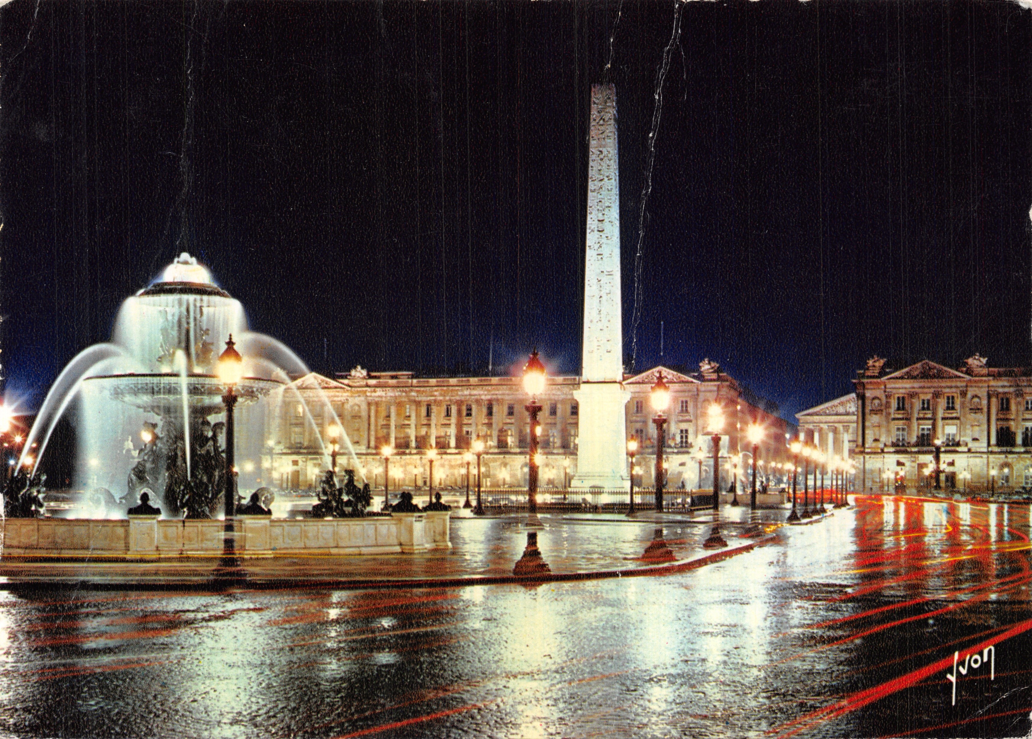 Place de la Concorde — vue de nuit avec obélisque et fontaine — Éditions d'art Yvon, n° 210