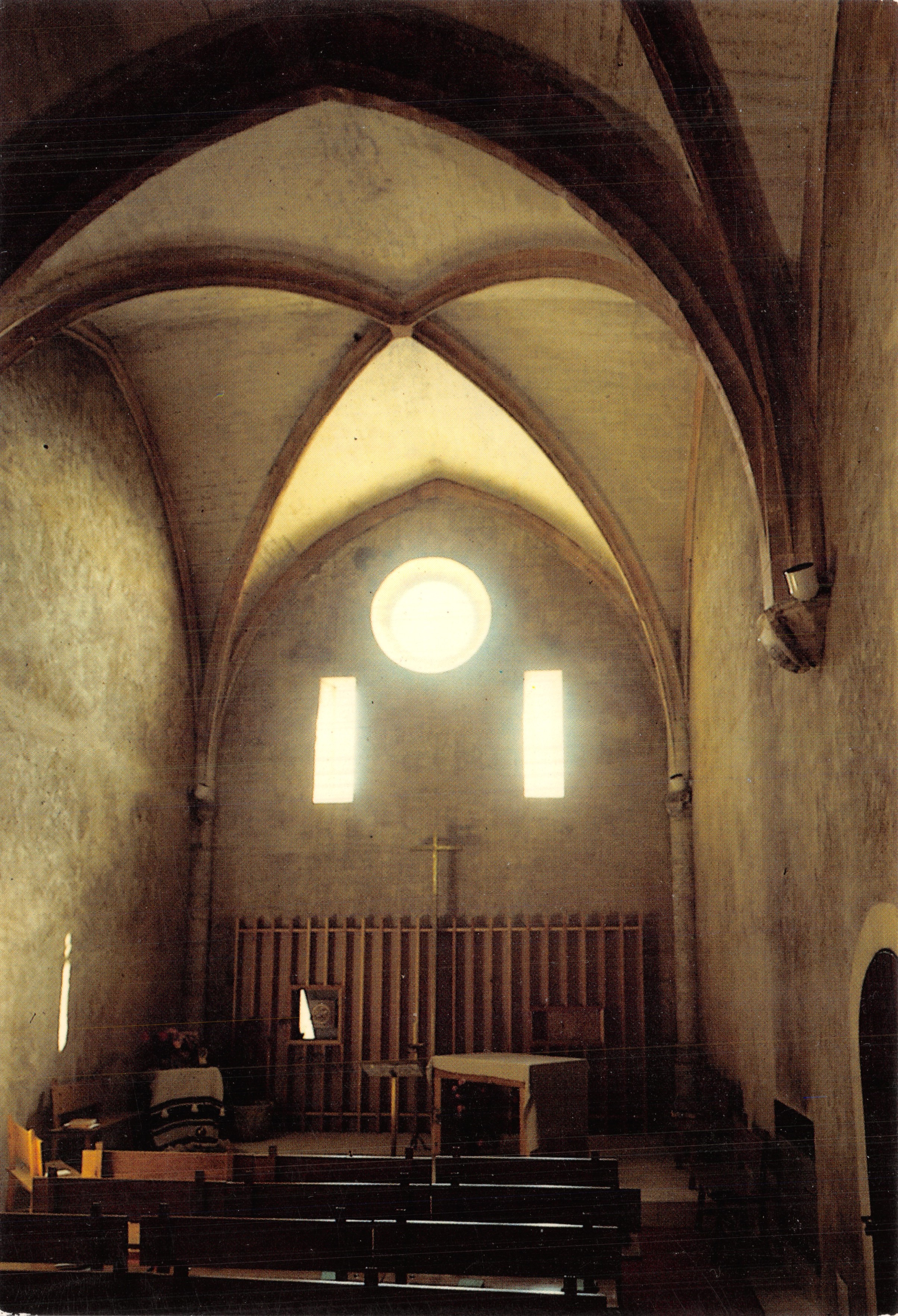 Intérieur de l'église — Abbaye Saint-Pierre de Canons — Éditions de Provence G.A.L.