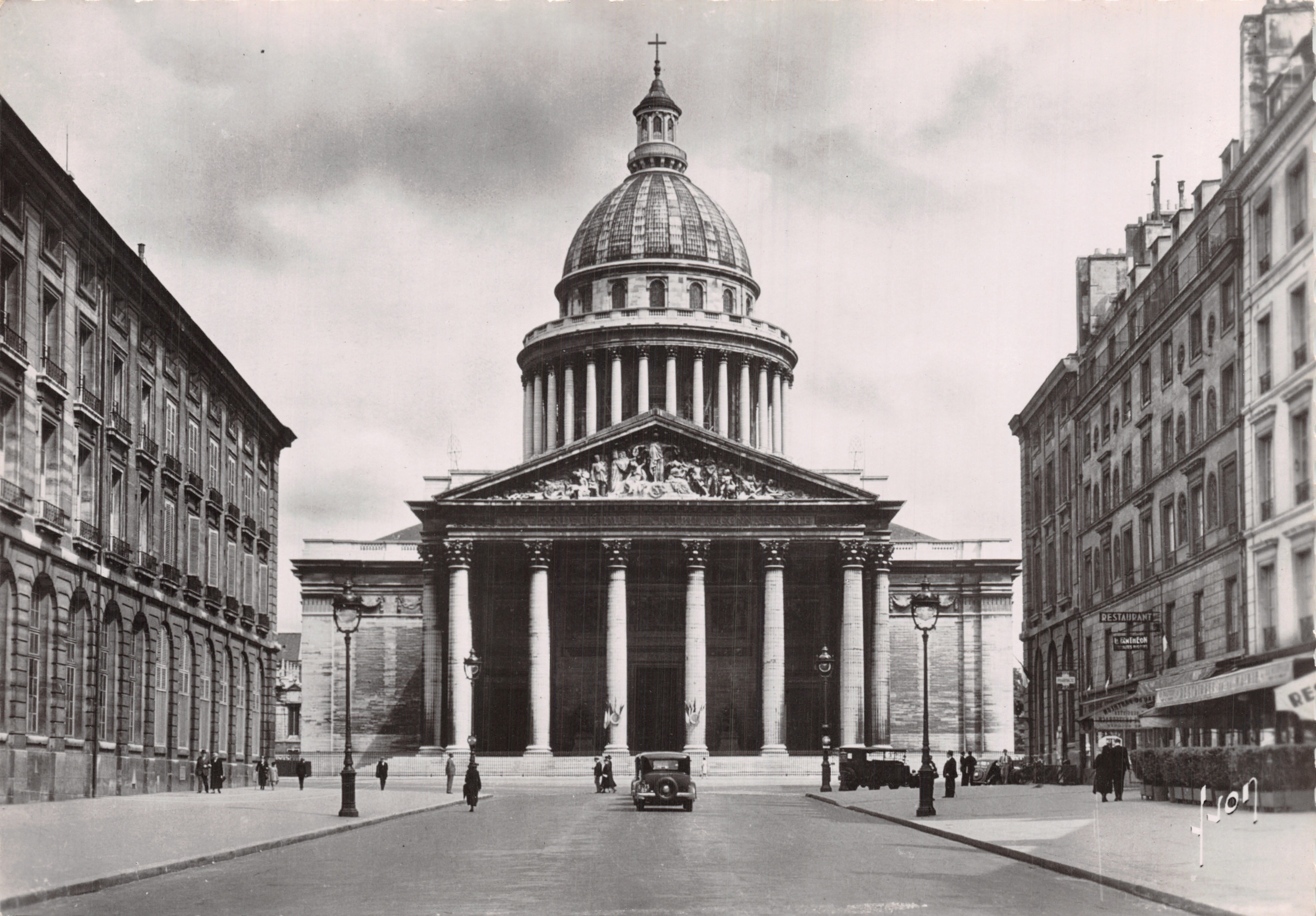 Le Panthéon — vue de face avec colonnade et dôme — Éditions d'Art Paris... En Flanant, n° I.B. 507
