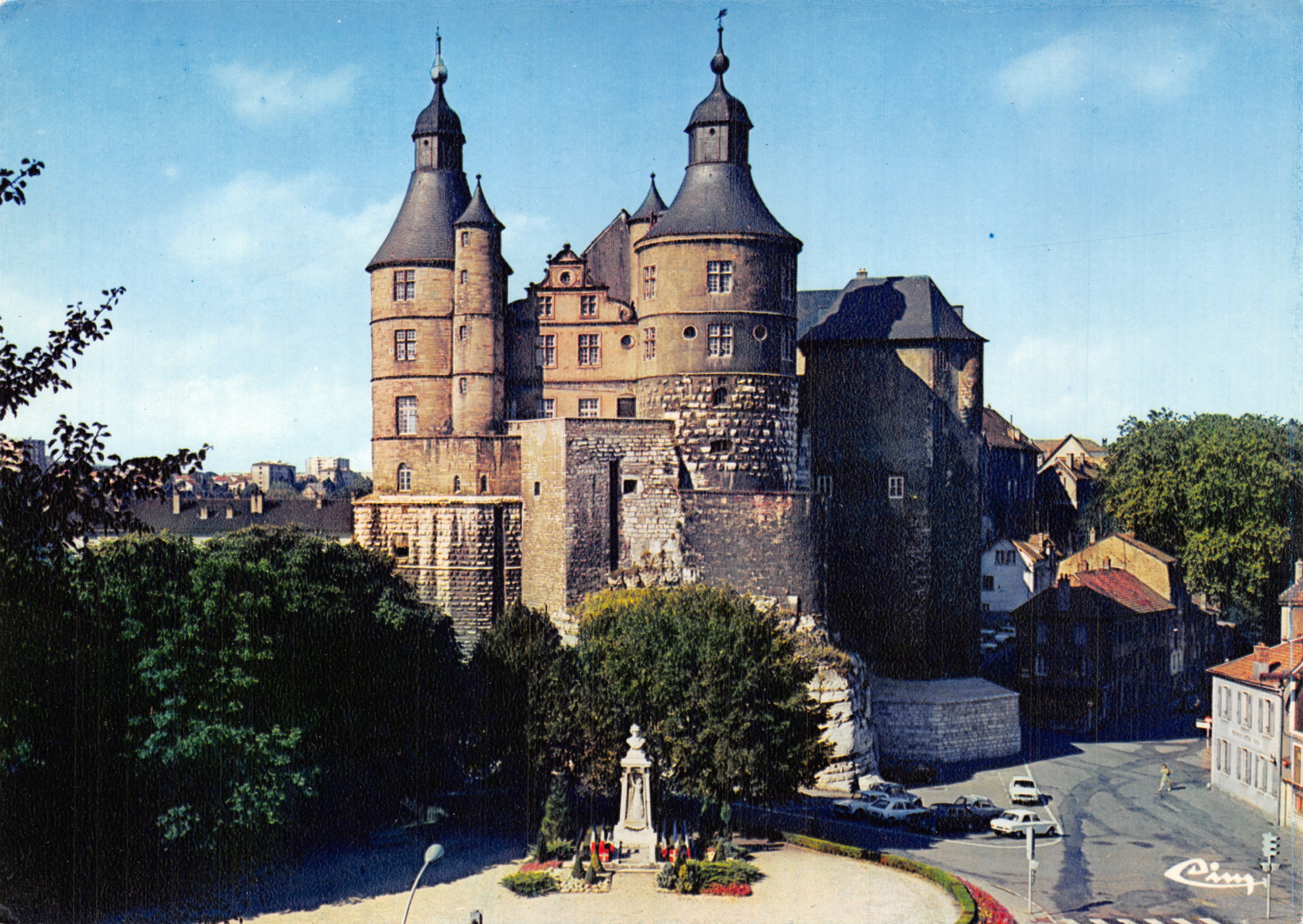 Montbéliard — Façade orientale de l'ancien château des Comtes — Imprimeur Combier Mâcon