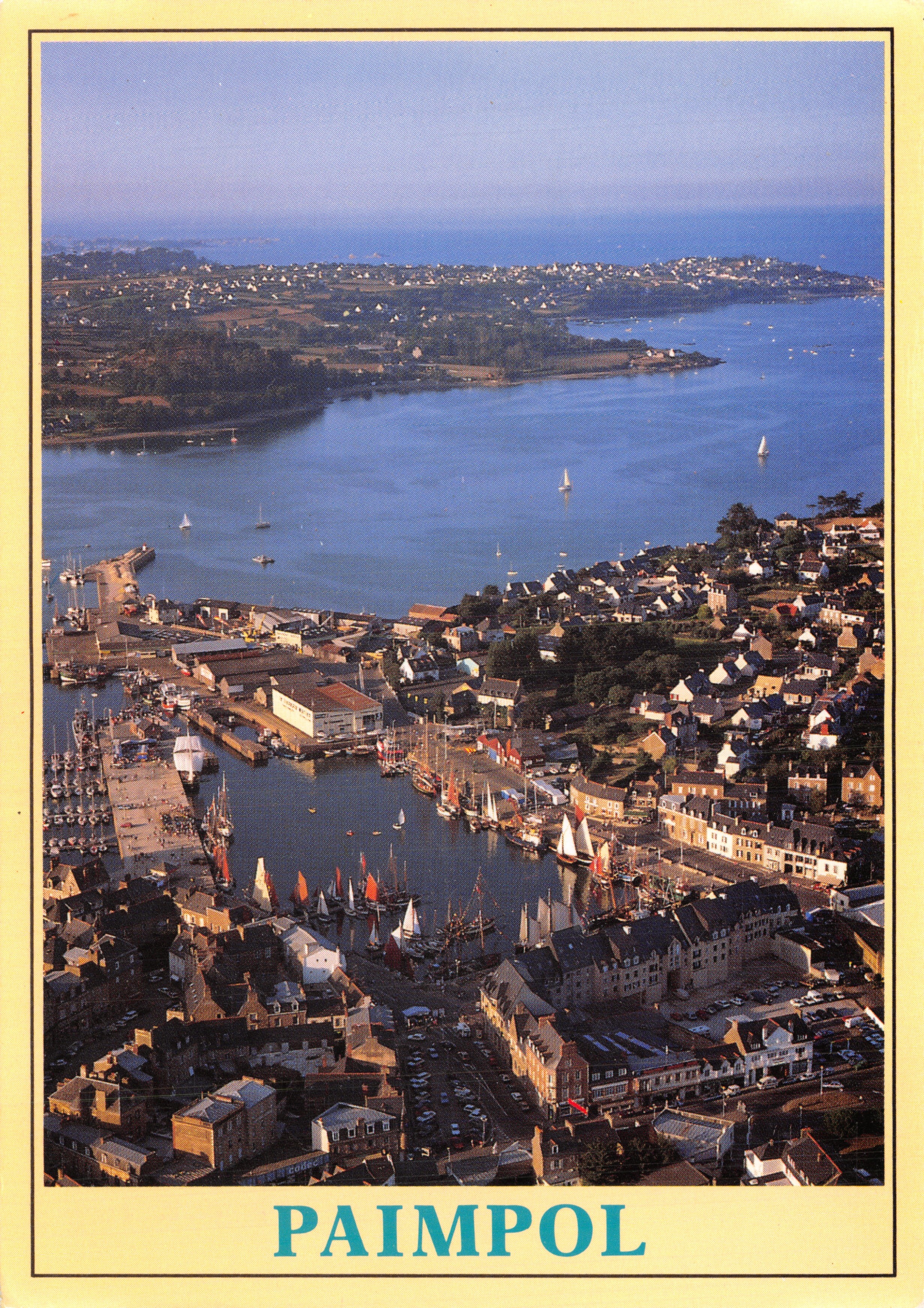 Paimpol — vue aérienne du port et de la baie — Éditions d'Art Jack