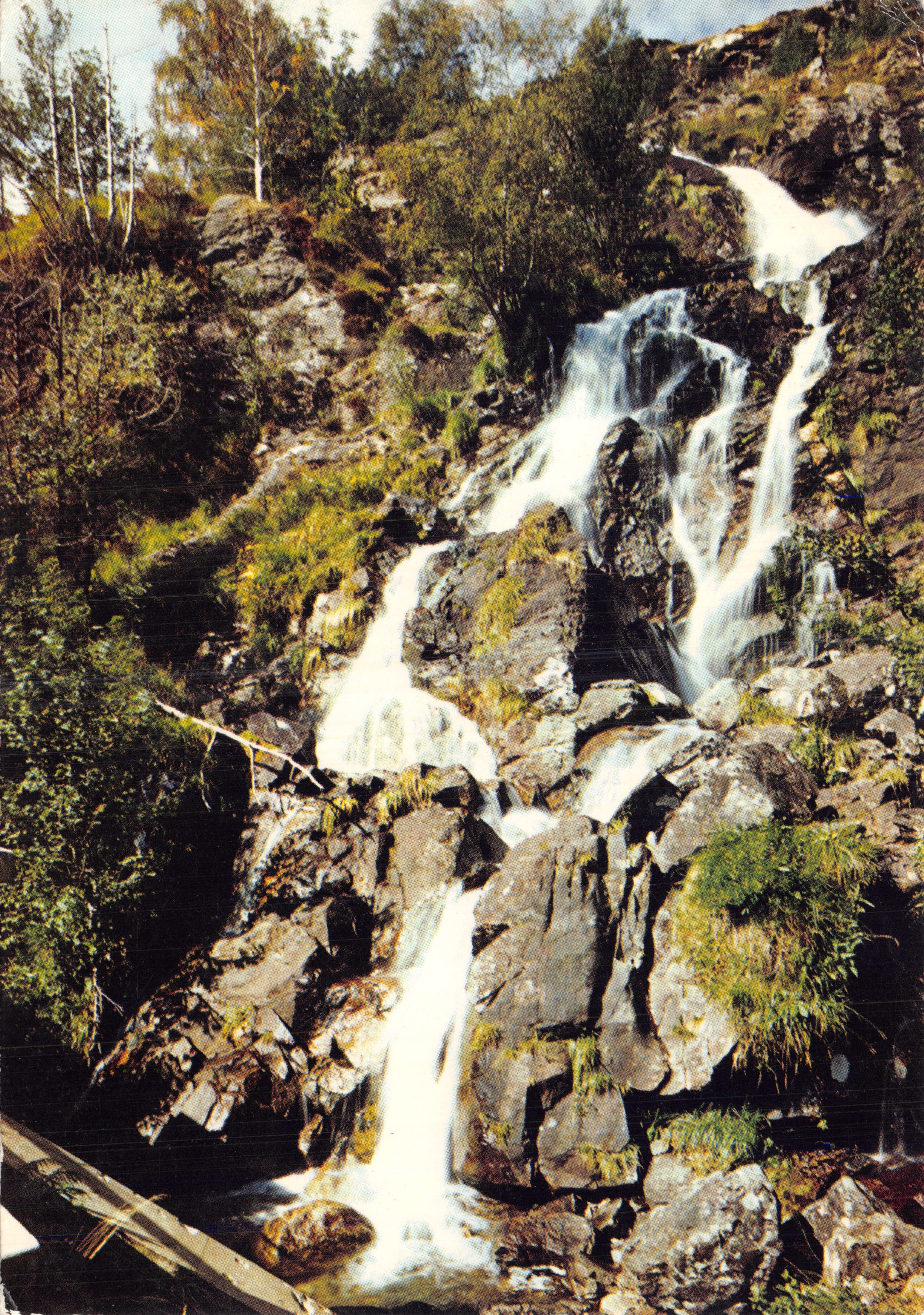 Waterfall bij Port de l'Hers — panoramische weergave — uitgever APACOLOR, nr. 09320-1040