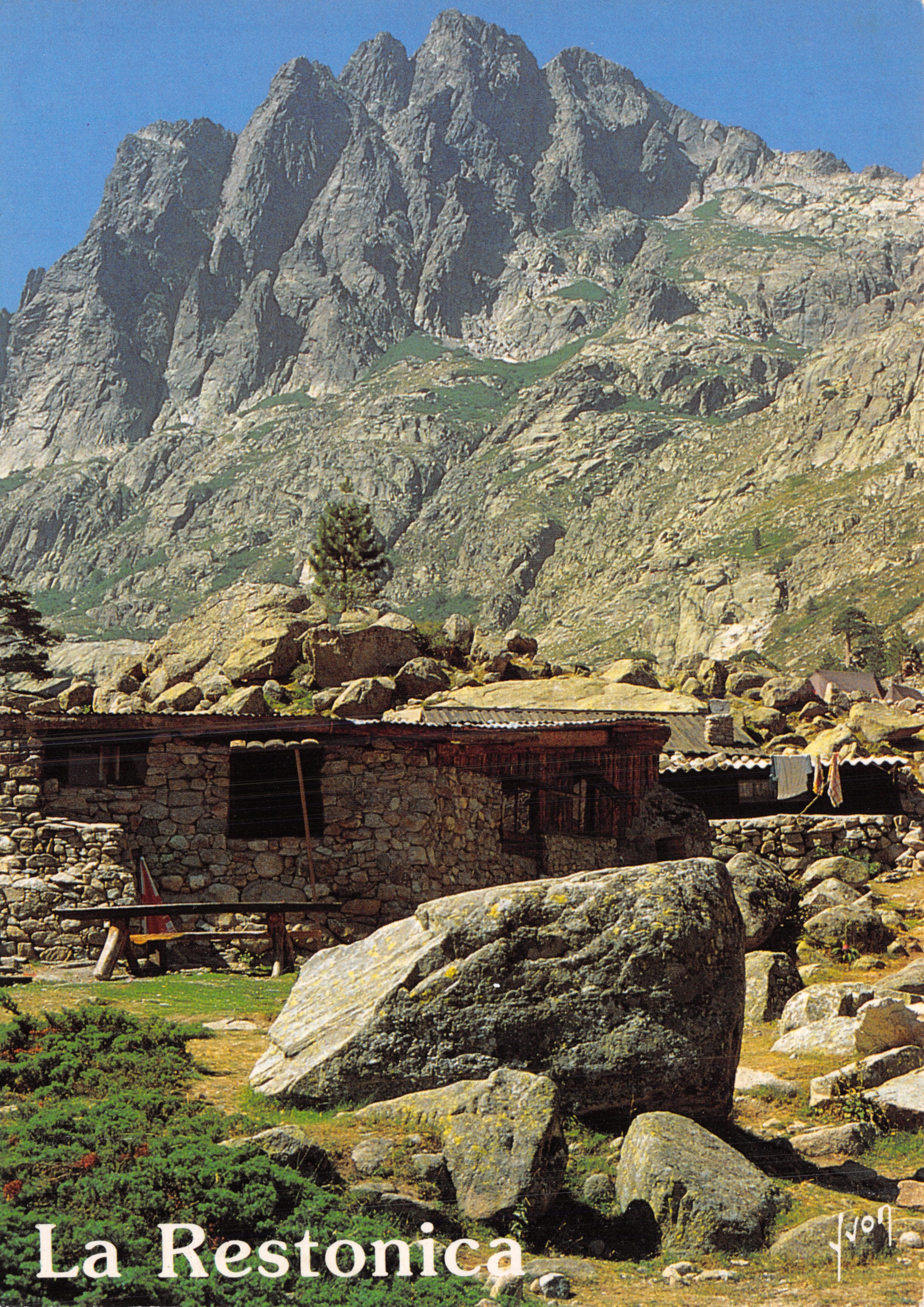 La Restonica — refugio de montaña al pie del macizo rocoso — Éditions d'art S.P.A.D.E.M.