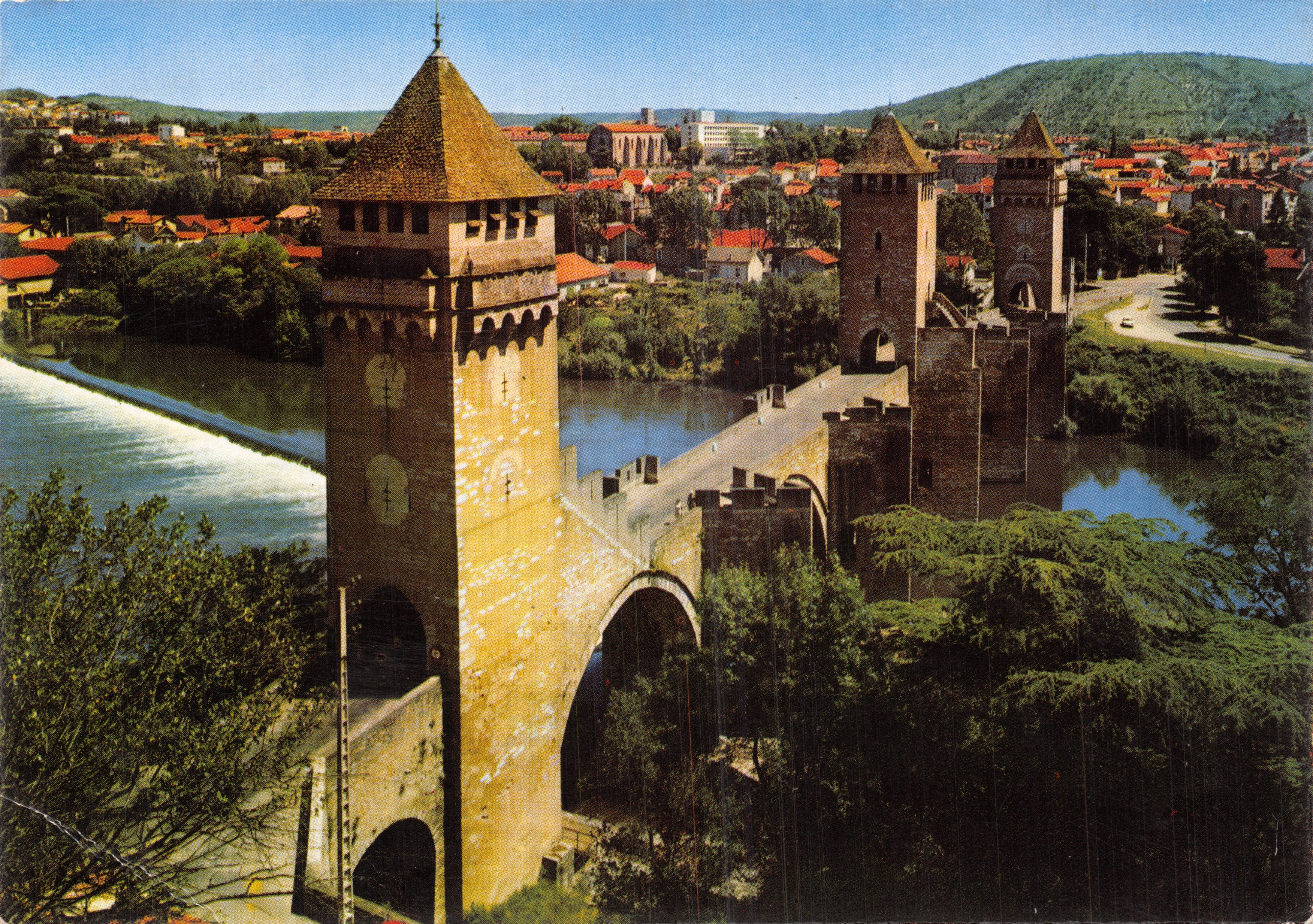 Pont Valentré — vue aérienne — Société des Cartes Postales APA-POUX - AUBI