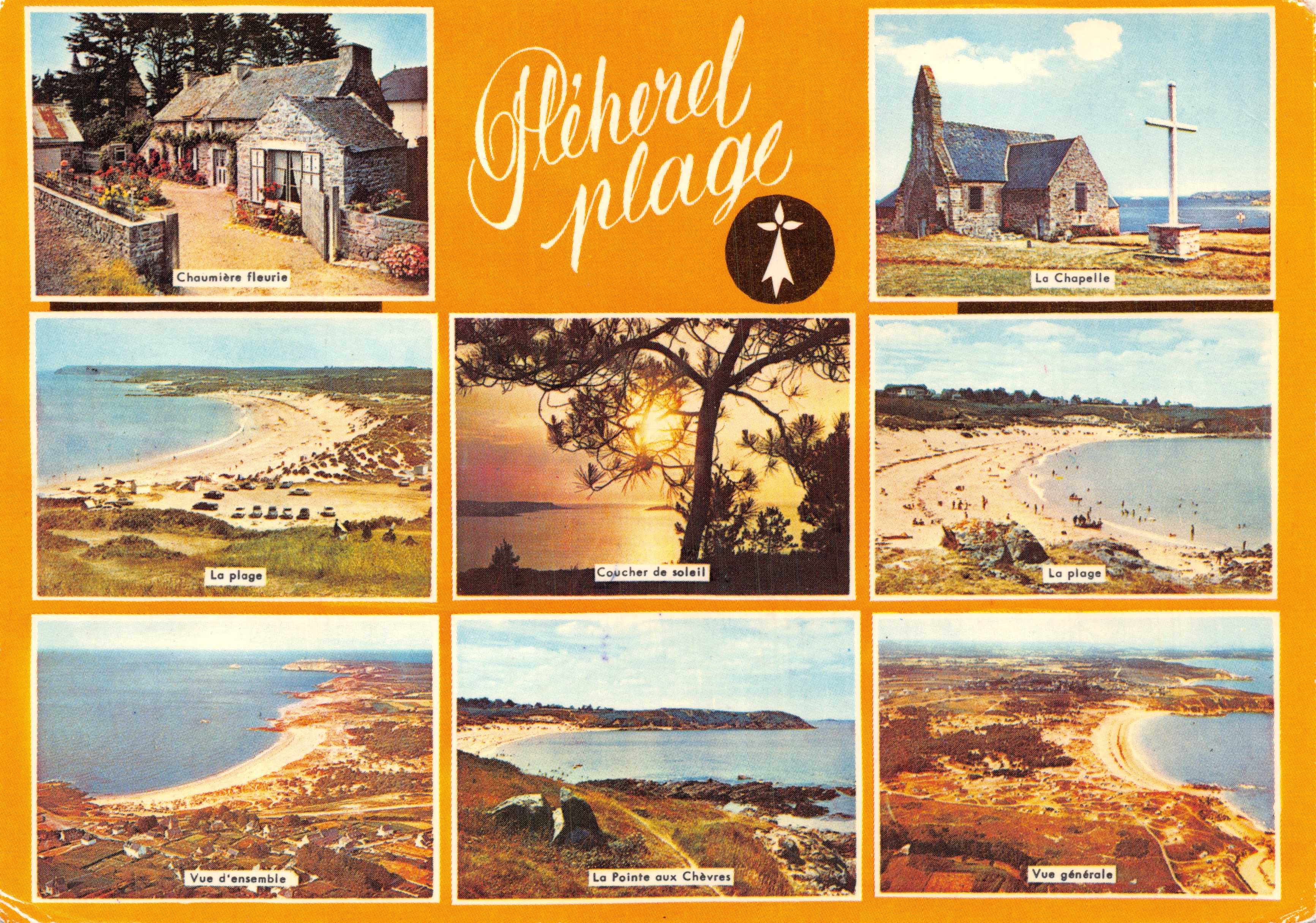 Pleherel plage — vue panoramique avec chaumière fleurie, chapelle, plage et coucher de soleil — Éditeur: Pierre Artaud