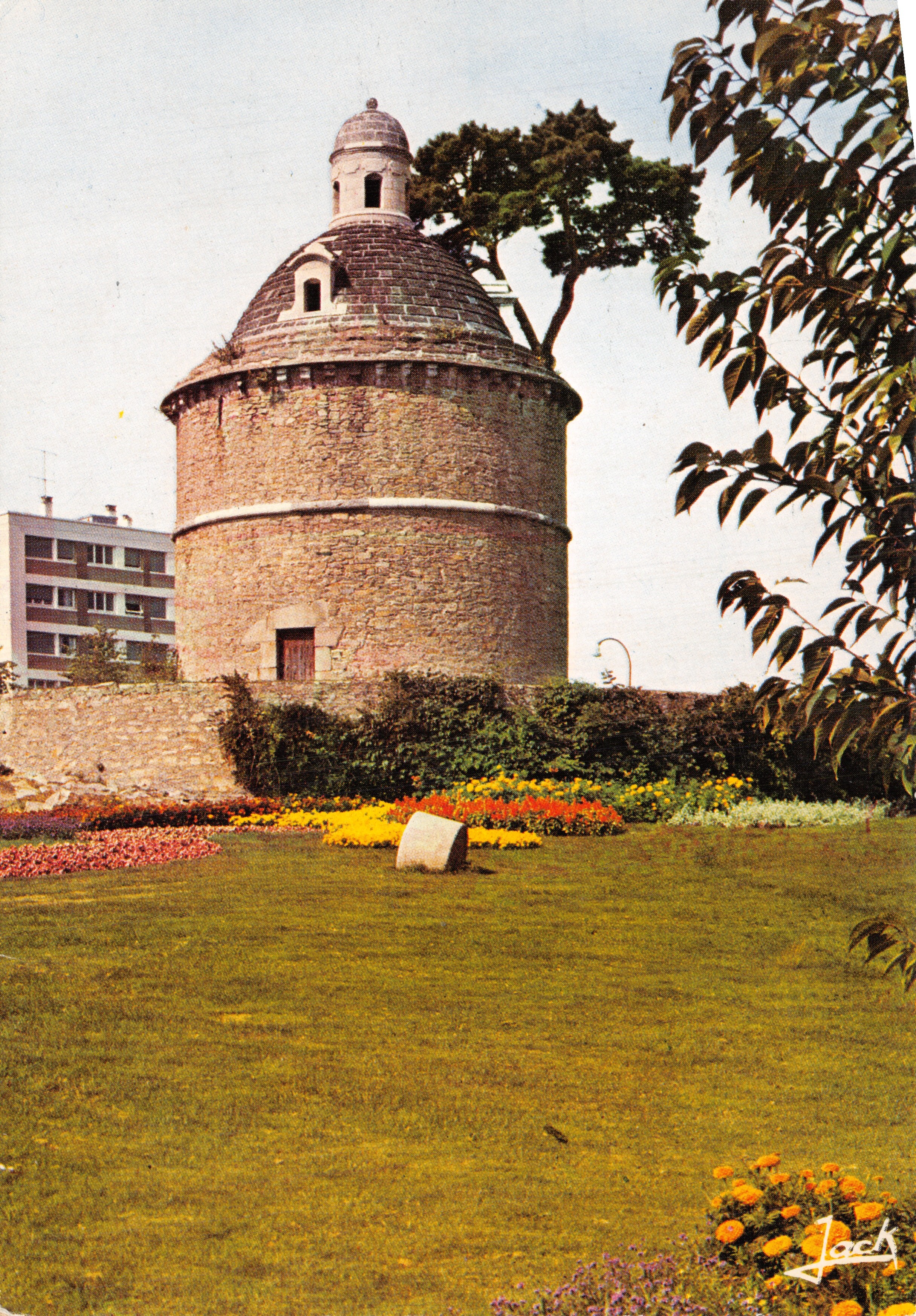 Ronde tocht door Dervallières — vogelhuisje in de stad Dervallières — uitgever JACQ