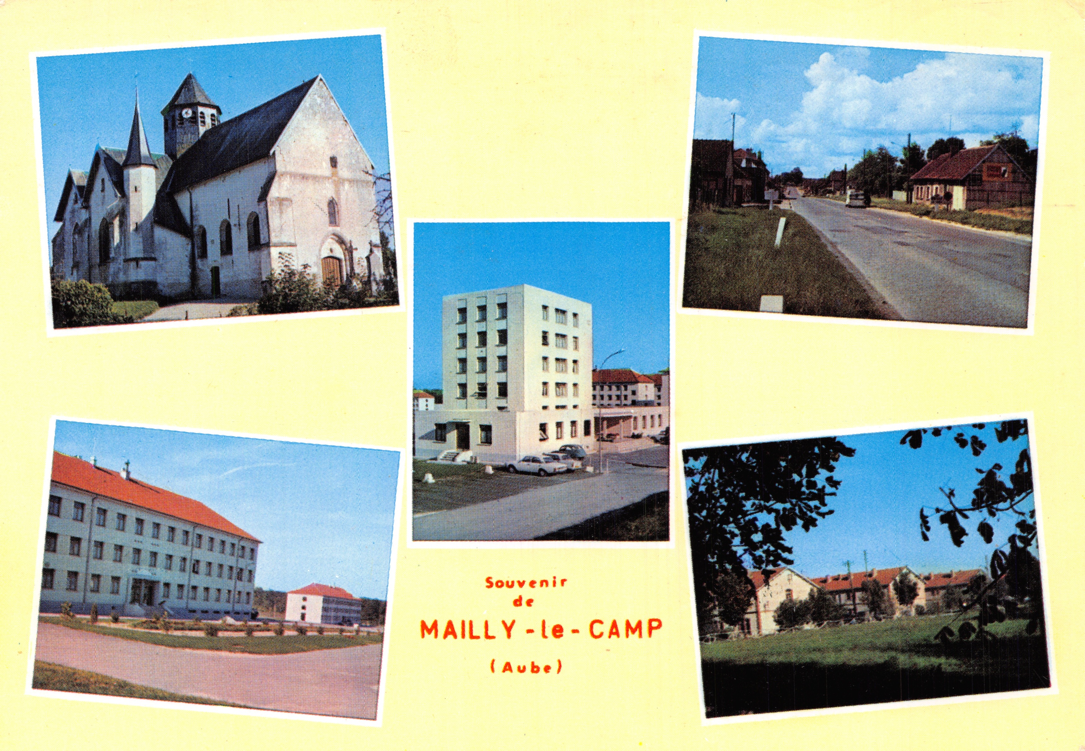 Mailly-le-Camp — vue de l'église, du bâtiment administratif, de la rue et du quartier — Souvenir de MAILLY-le-CAMP (Aube) — Photo R. BLONDEAU
