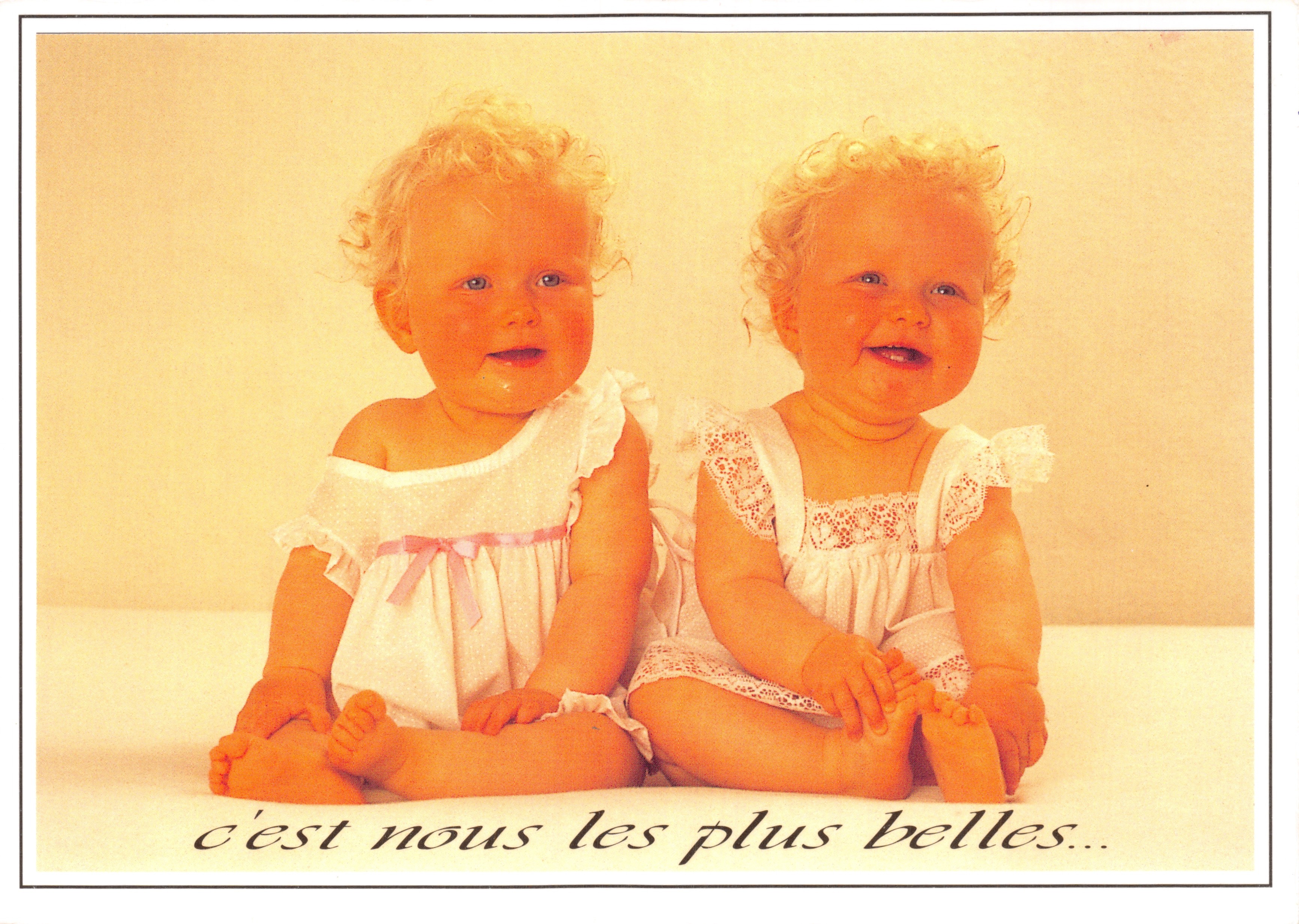 Due gemelle — ritratto in studio — AS de Cœur, Collezione AS de Cœur, N° 121
