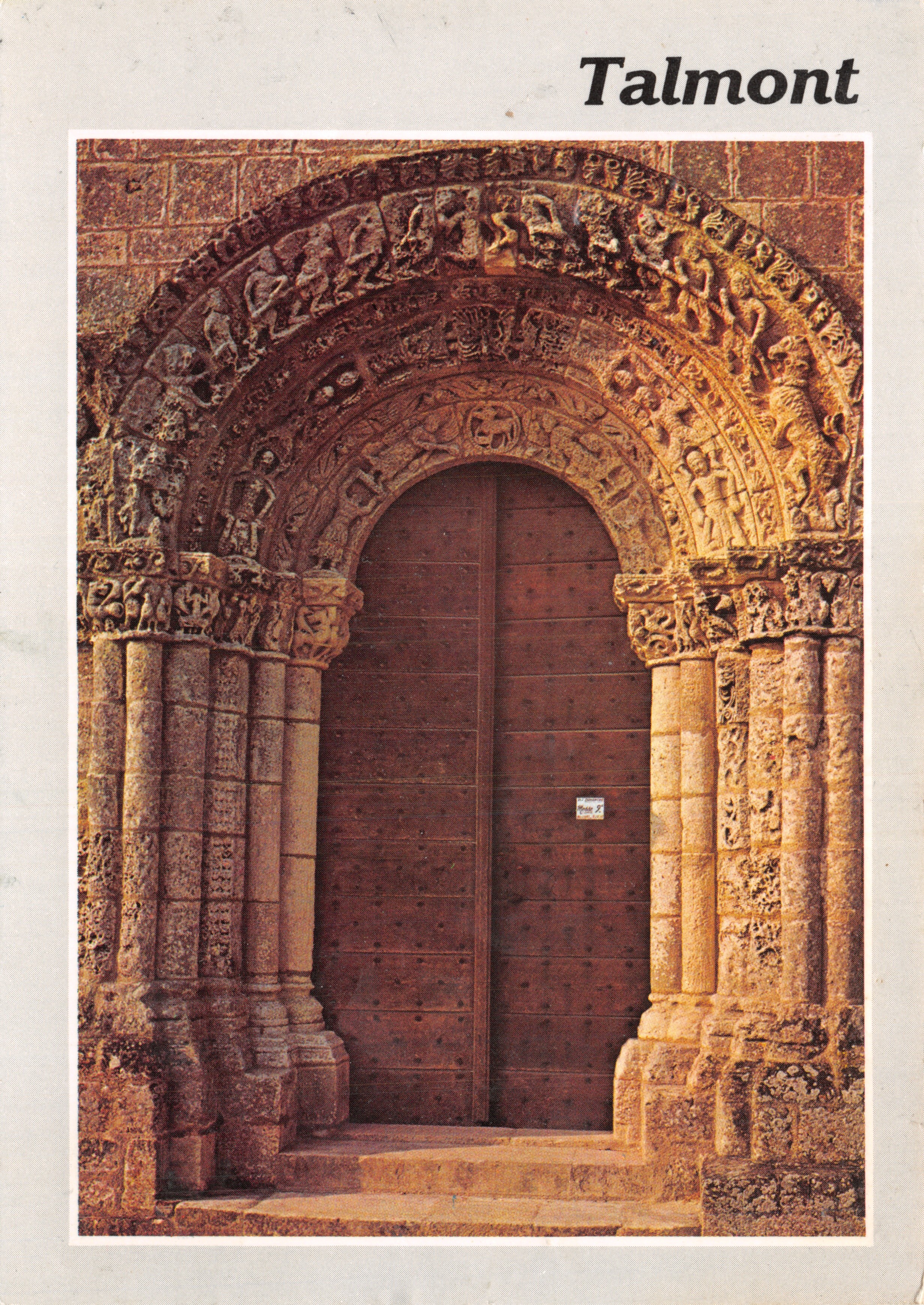 Talmont — Portale romanico della chiesa — Éditions Combier - Macon