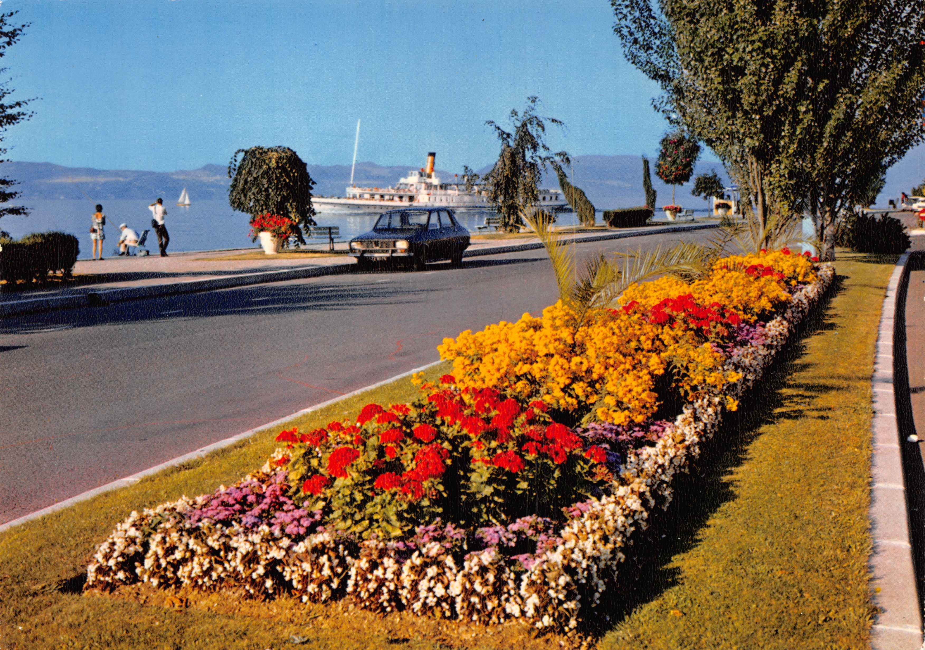 Évian-les-Bains — Ses quais fleuris — Imprimeur CIMBRE (77) S.&L. n° E 74.119.09.1.0024