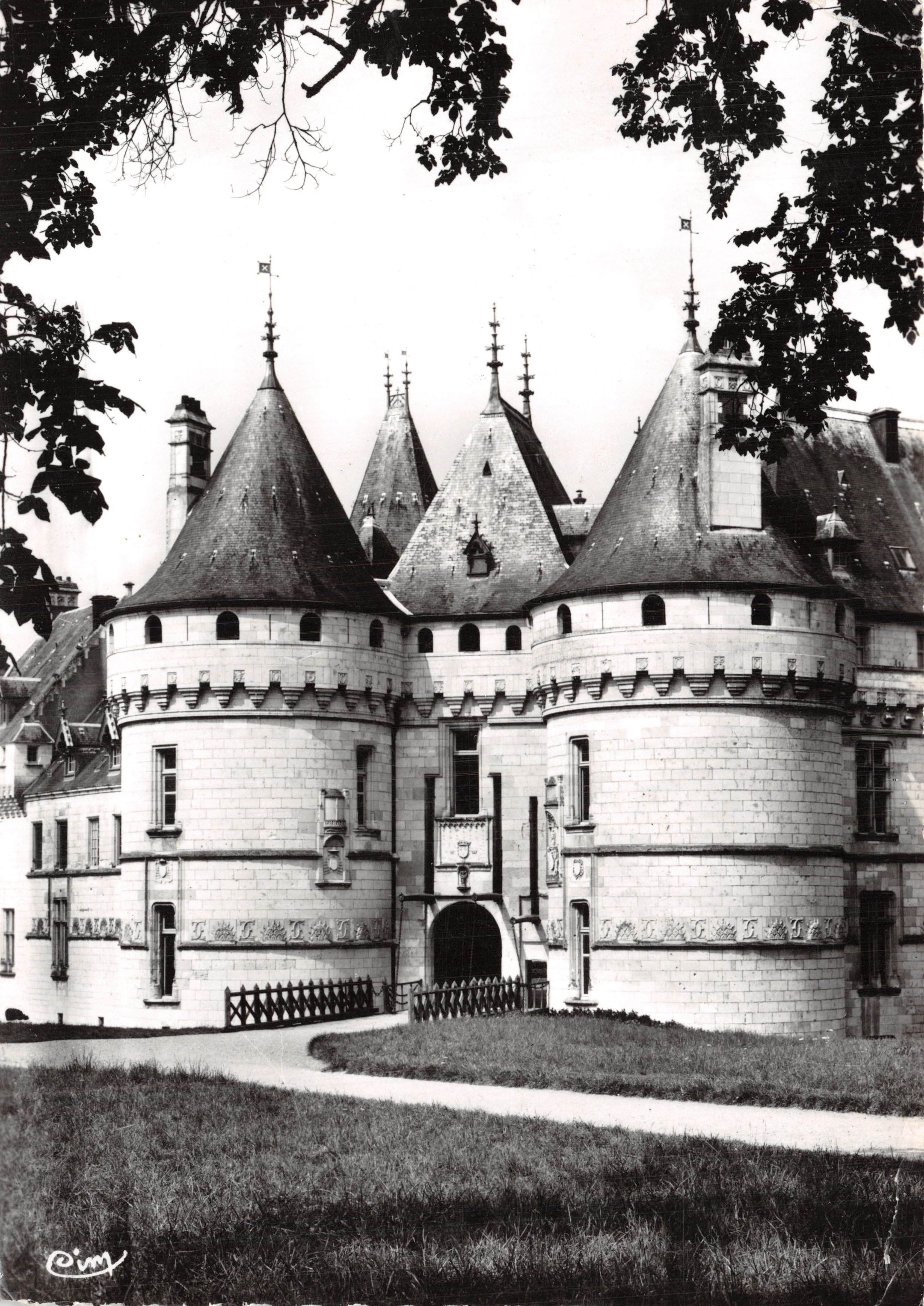 Chaumont-sur-Loire — Château royal (1470-1510) — Combier Imp. Macon (S.-et-L.)