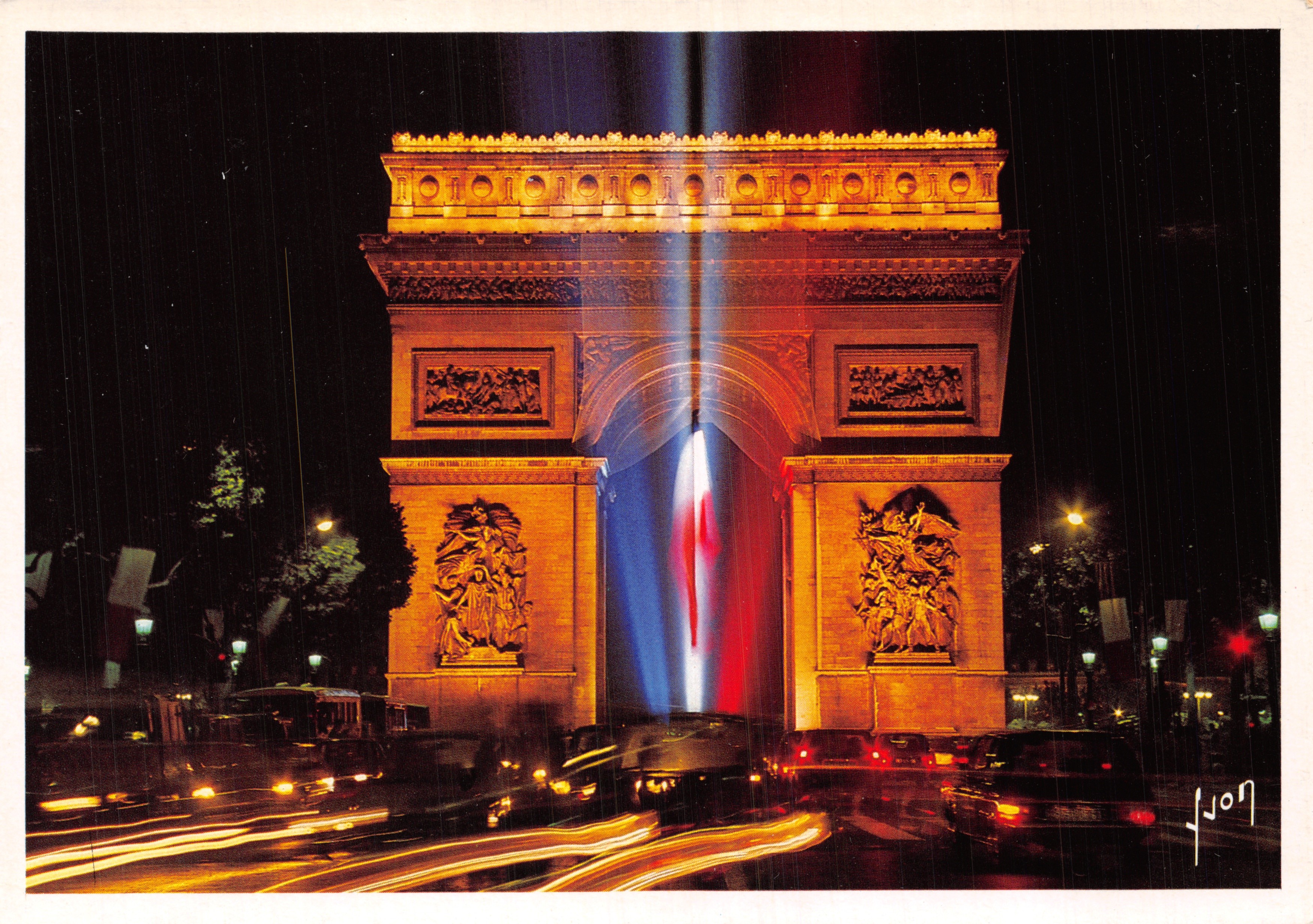 Arc de Triomphe — nacht verlicht met driekleurige straal — uitgever Yvon, n° 36 75 0621